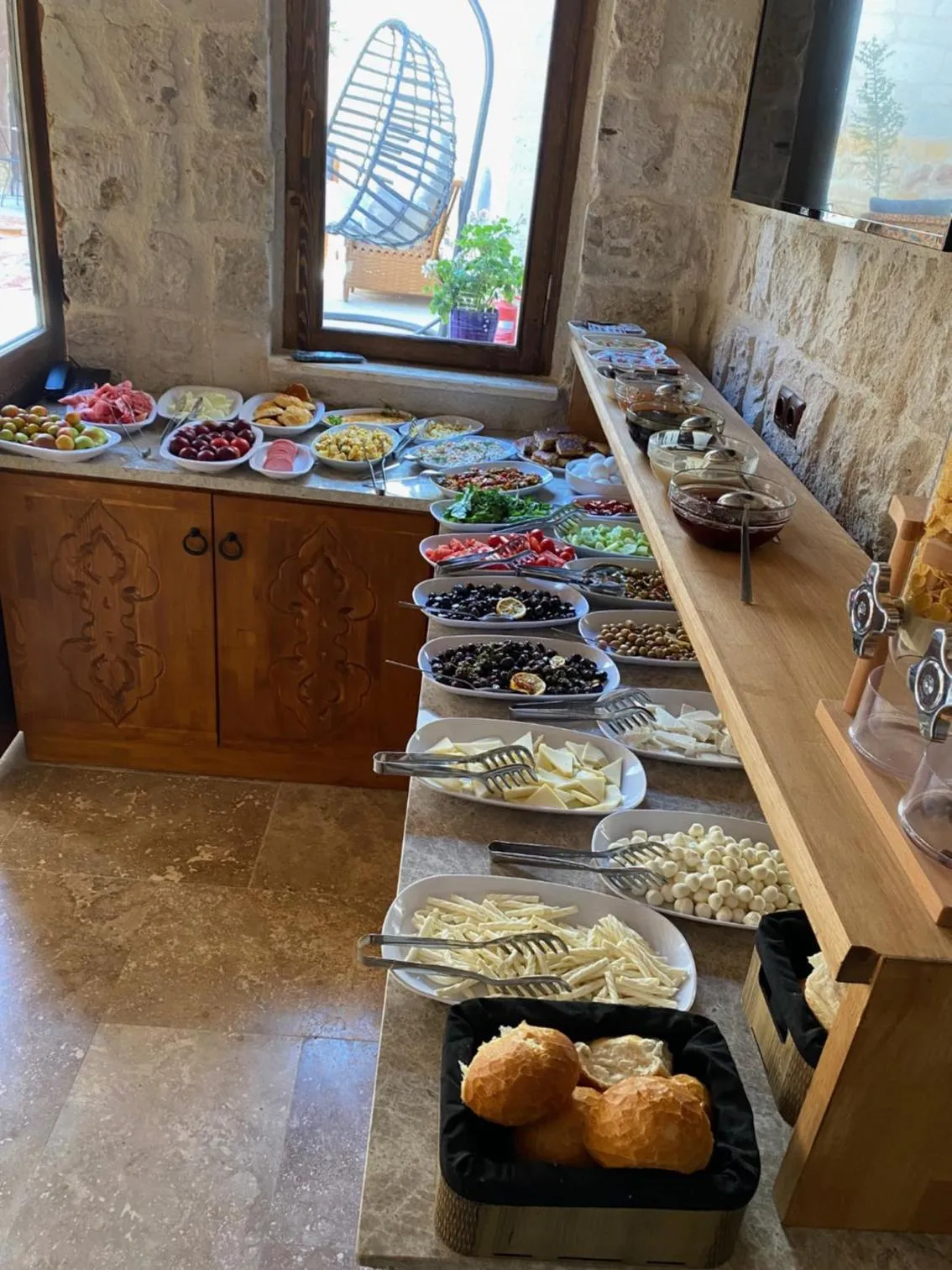 Buffet breakfast in Göreme Escape Cave
