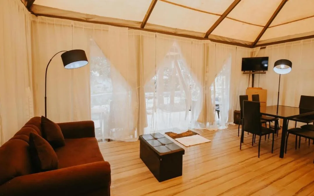 Playa La Caleta Bataan