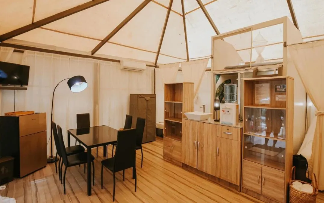 Playa La Caleta Bataan