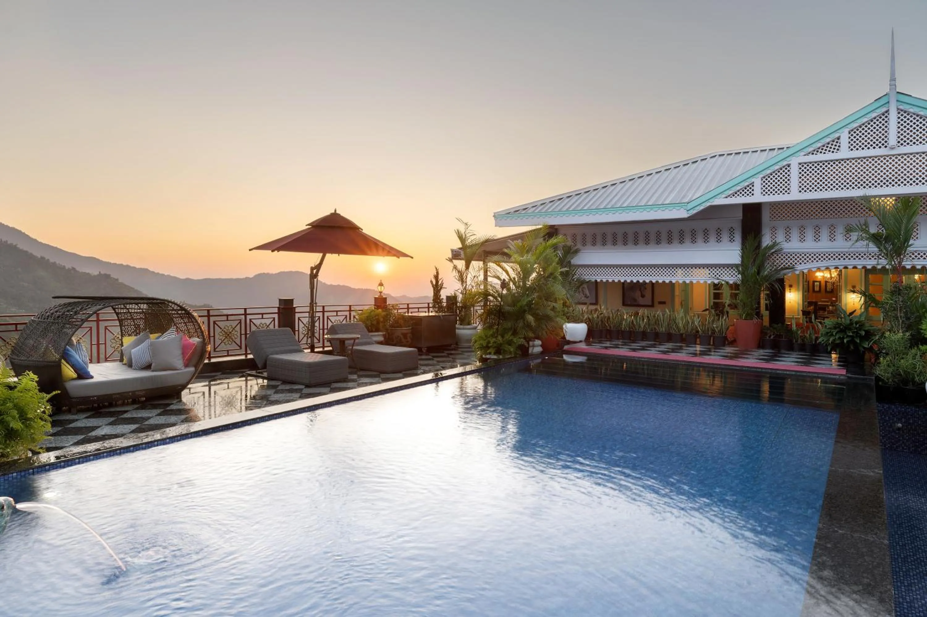 Pool view in Mayfair Manor Jungpana