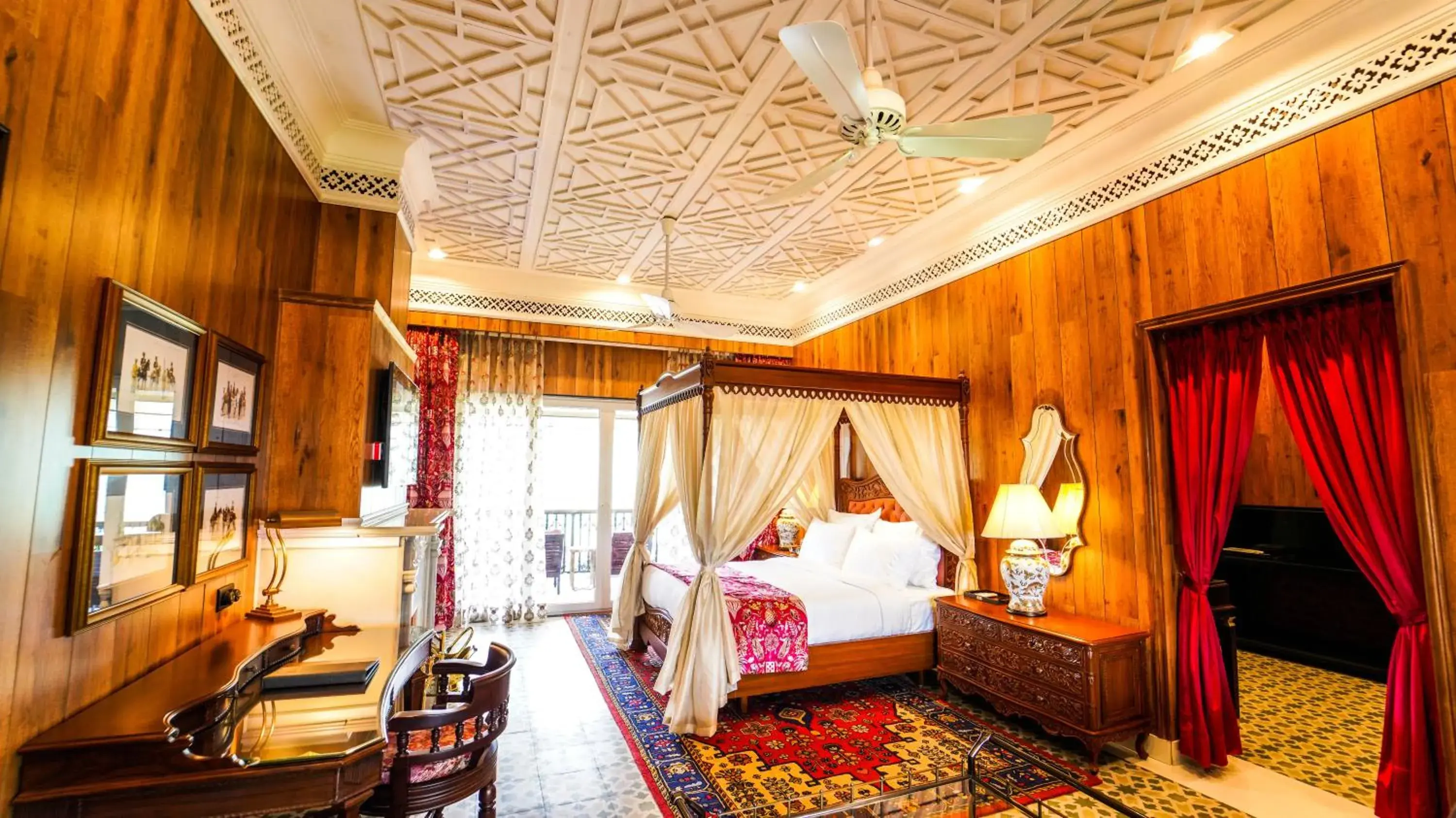 The Jung Bahadur Suite in Mayfair Manor Jungpana The Jung Bahadur Suite in Mayfair Manor Jungpana