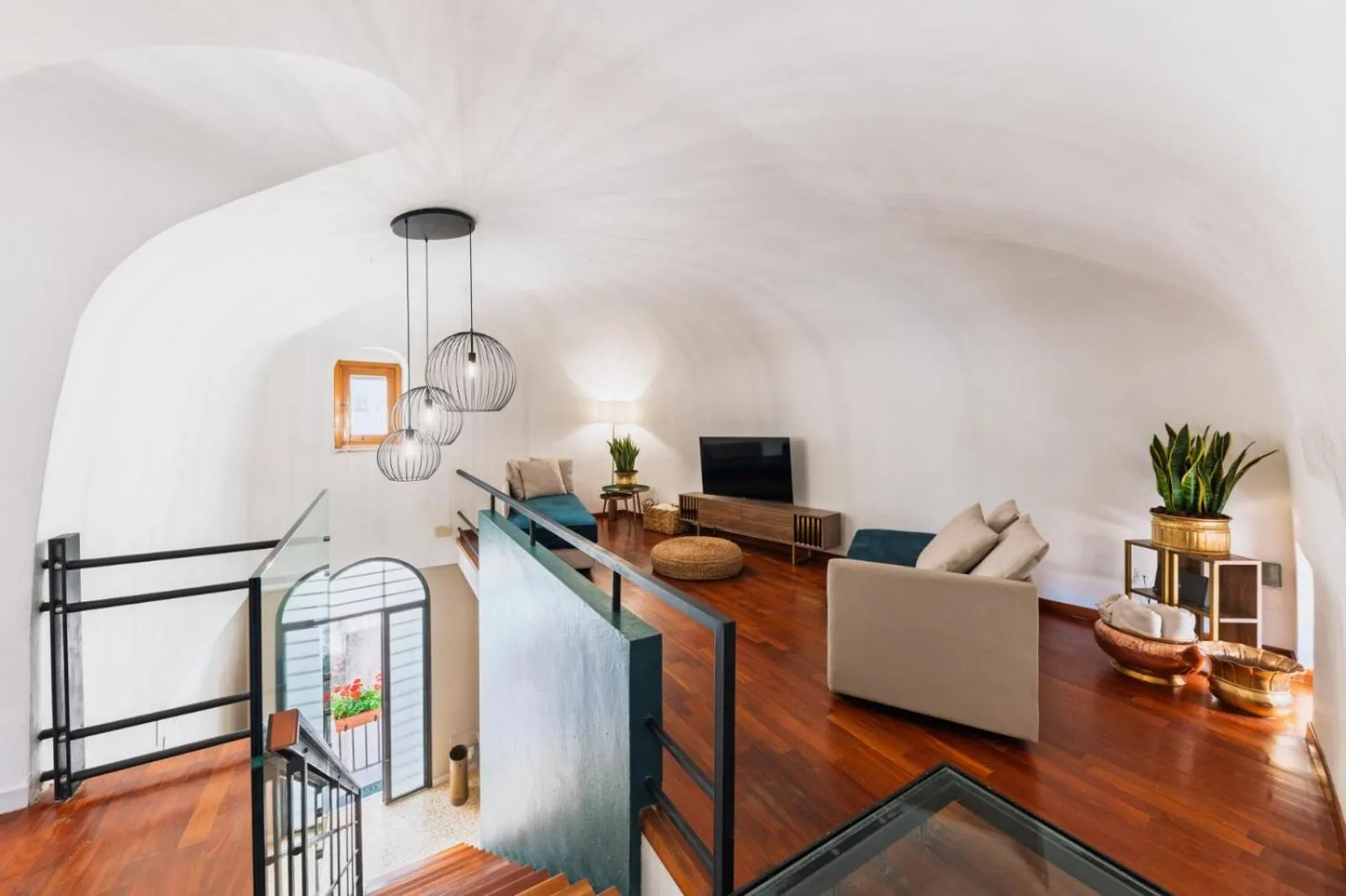 Communal lounge/ TV room in AmalfiRa Luxury Seaview Rooftop