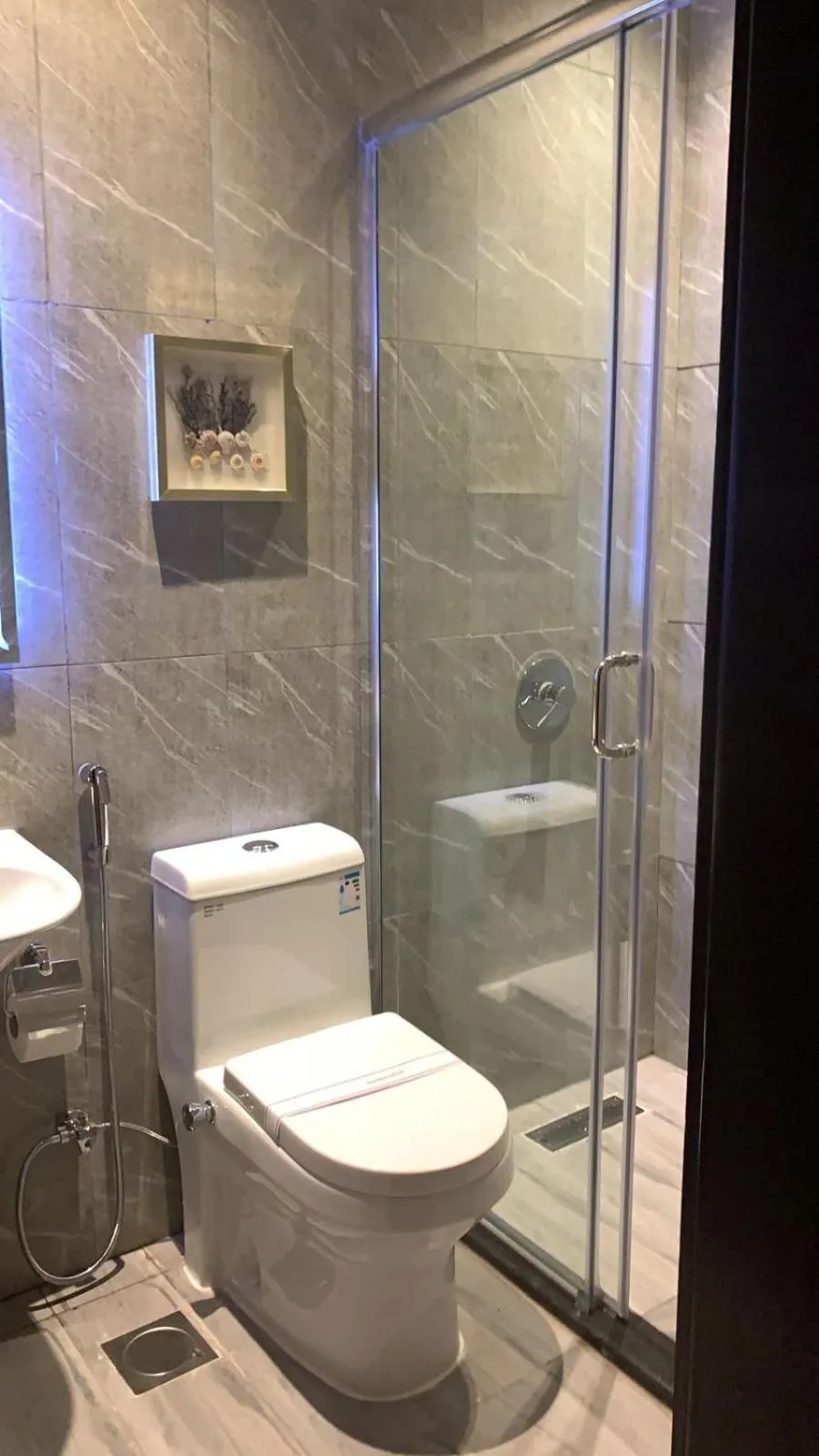 Shower in Hotel & Resort Golden Marina Yanbu