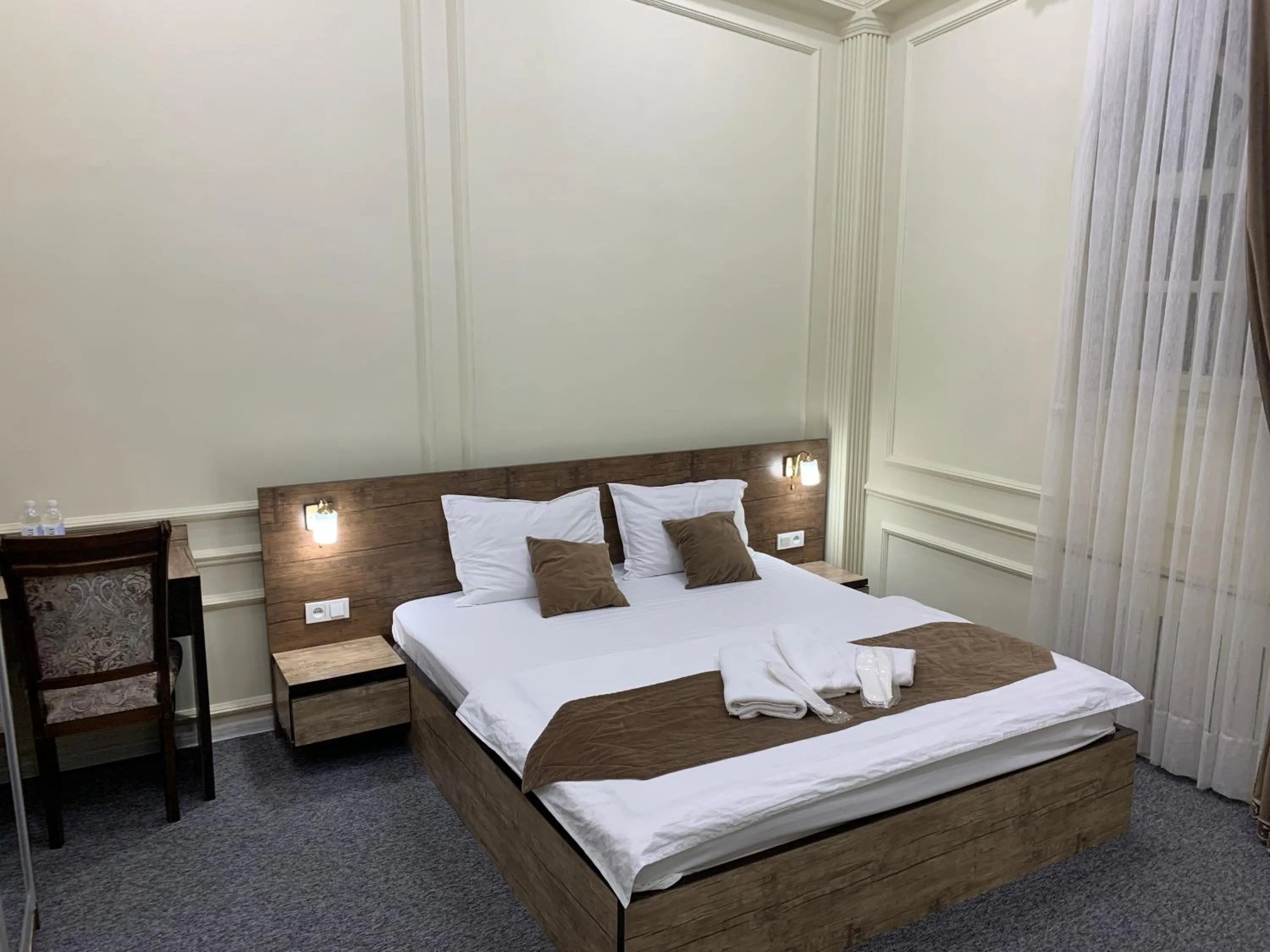 Bed in Art House Hotel
