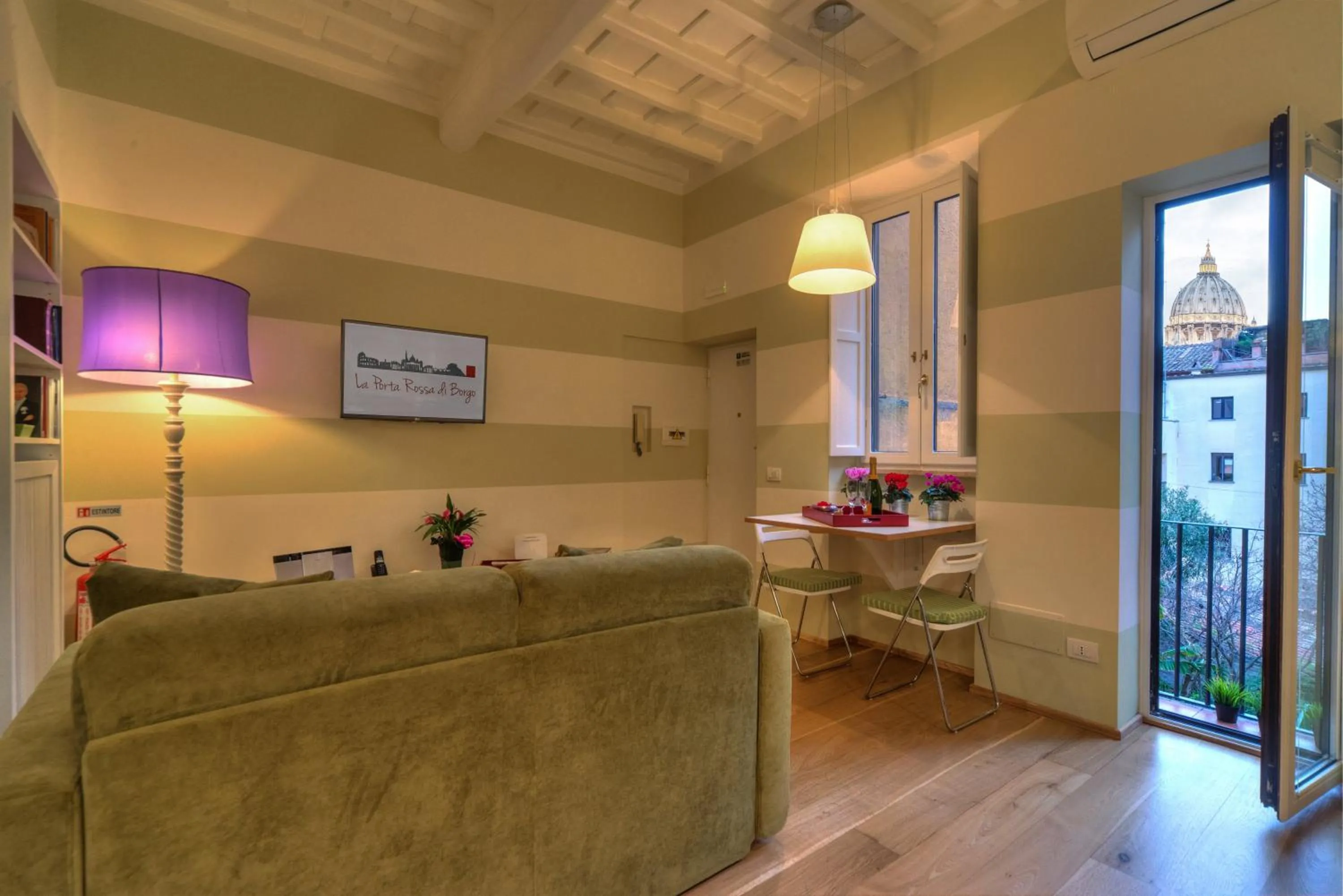 La Porta Rossa di Borgo - Vatican Luxury Suite