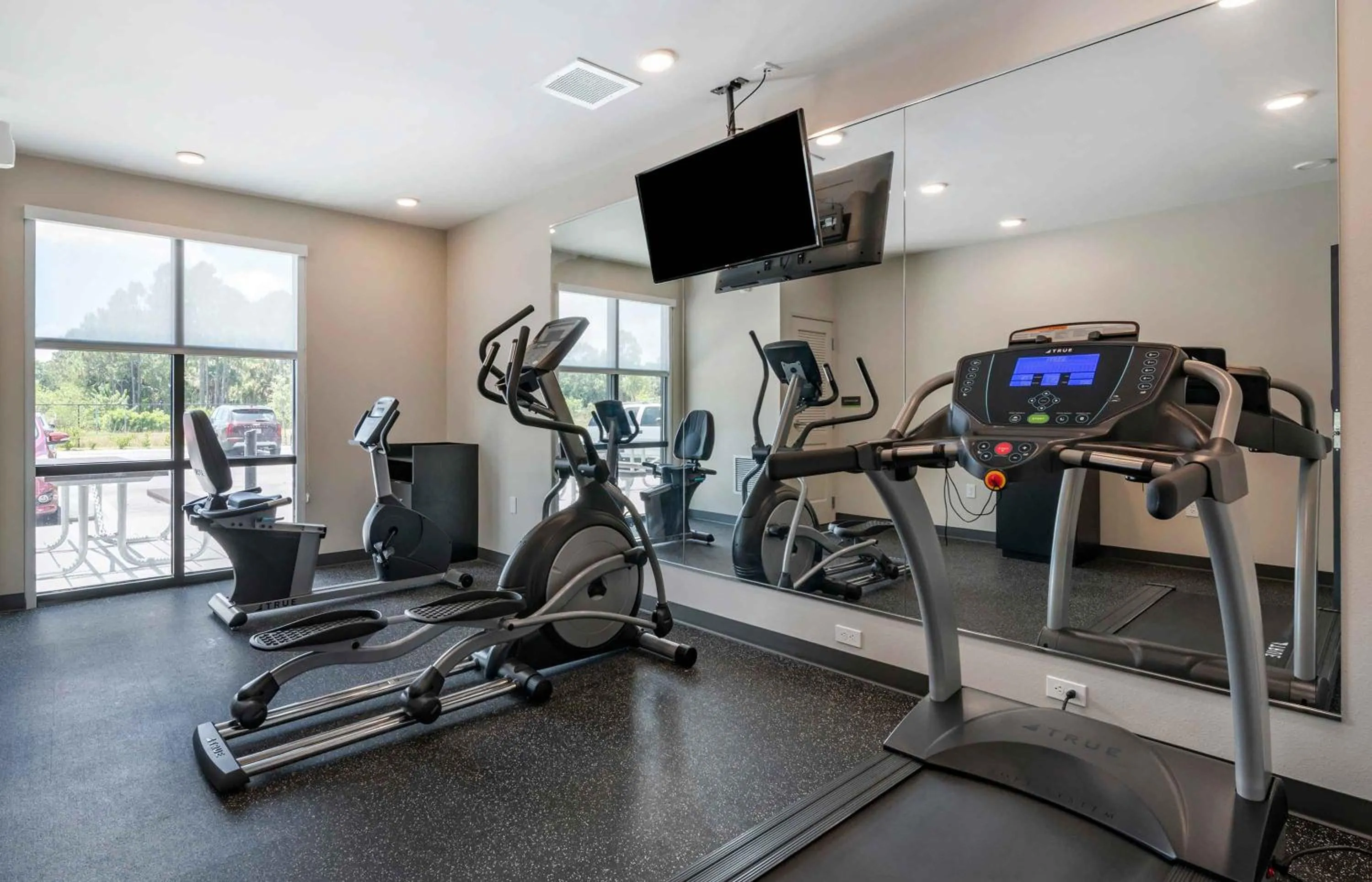 Fitness centre/facilities in Extended Stay America Suites - Huntsville - Madison