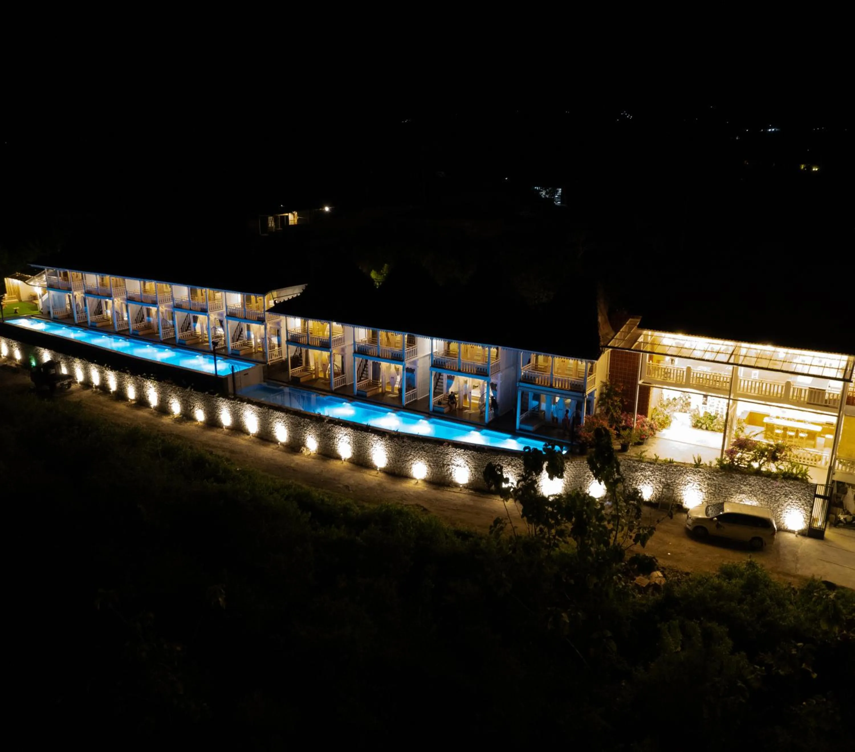 Night in Mambo Hill Resort