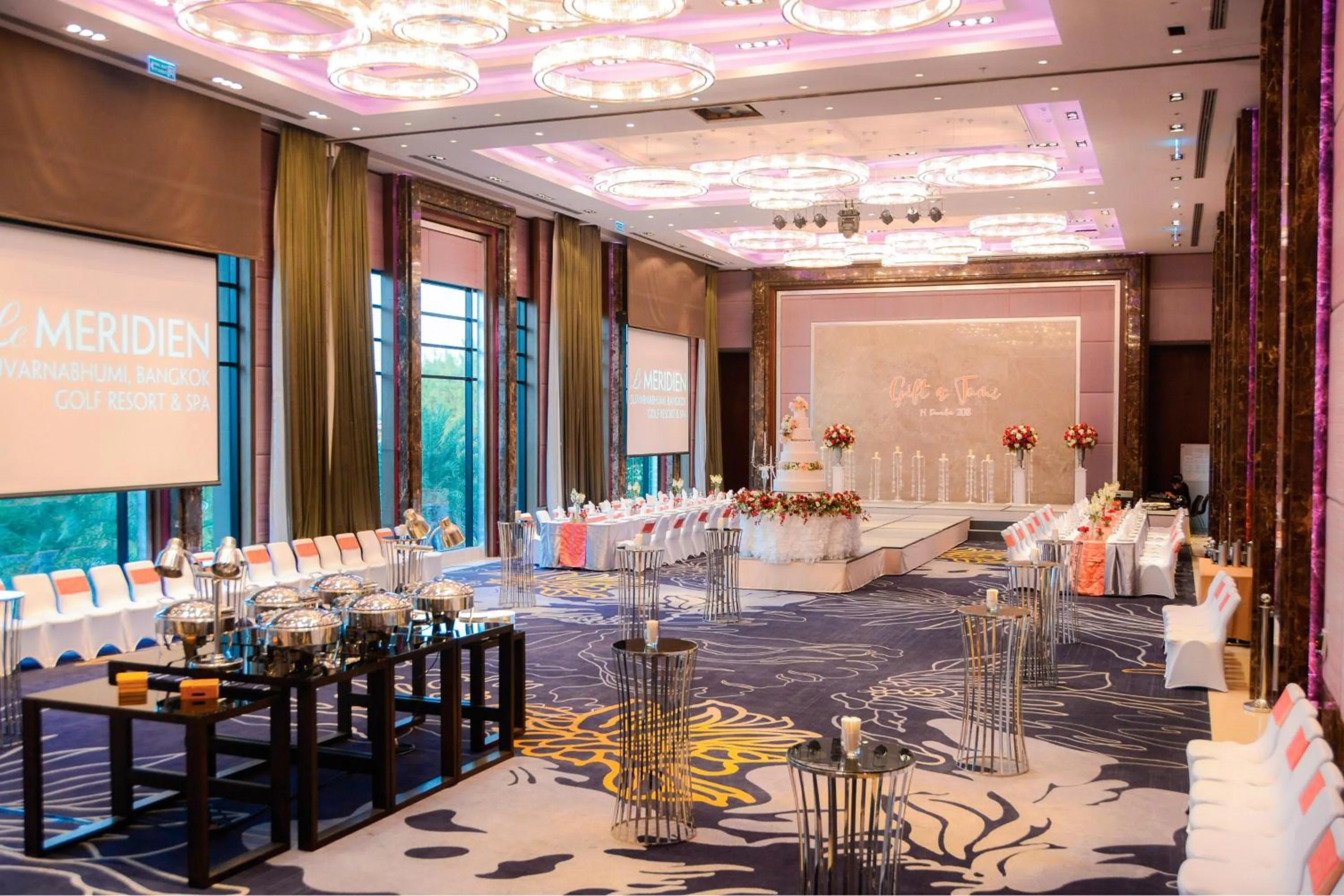 Lobby or reception in Le Meridien Suvarnabhumi, Bangkok Golf Resort and Spa