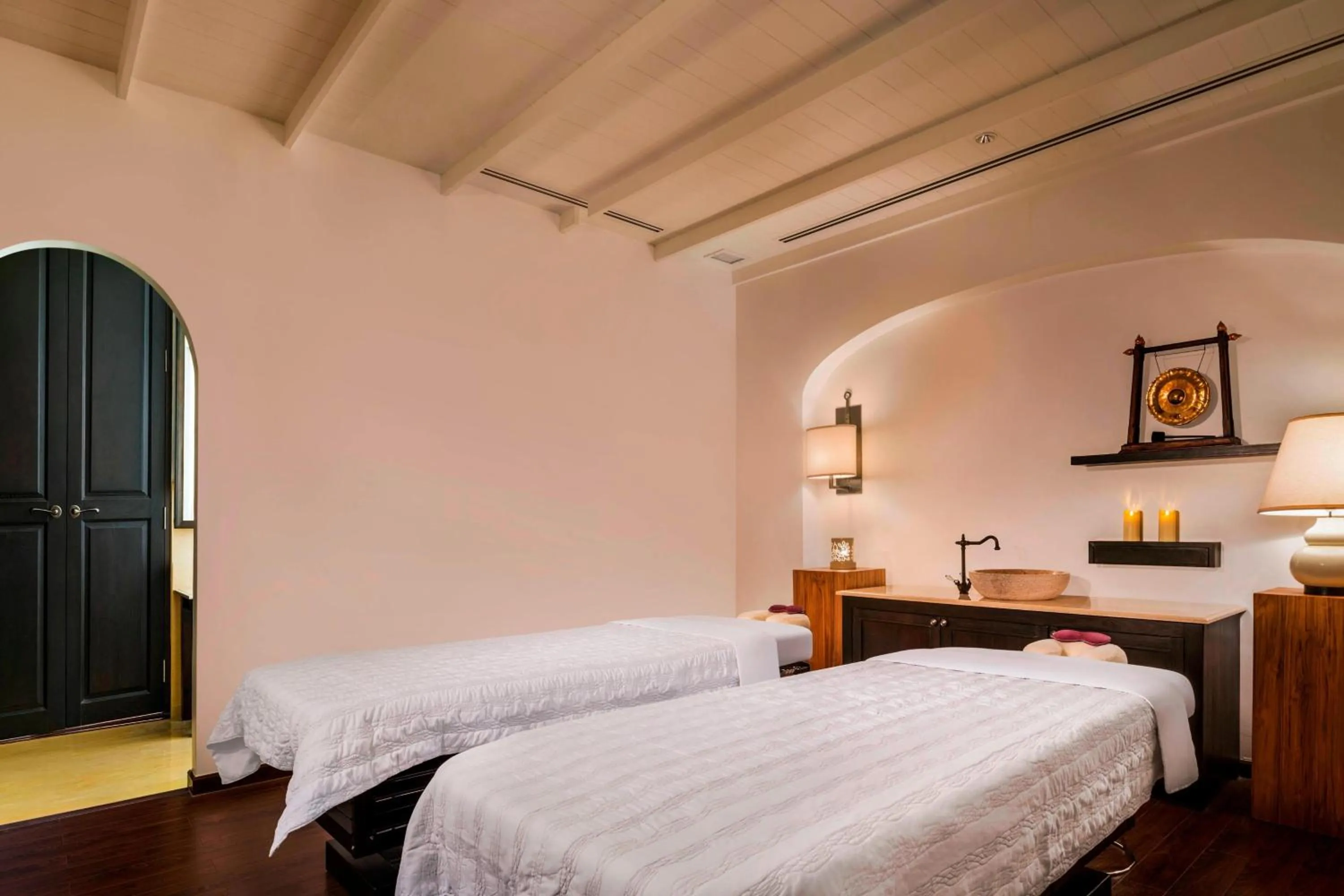 Spa and wellness centre/facilities, Bed in Le Meridien Suvarnabhumi, Bangkok Golf Resort and Spa