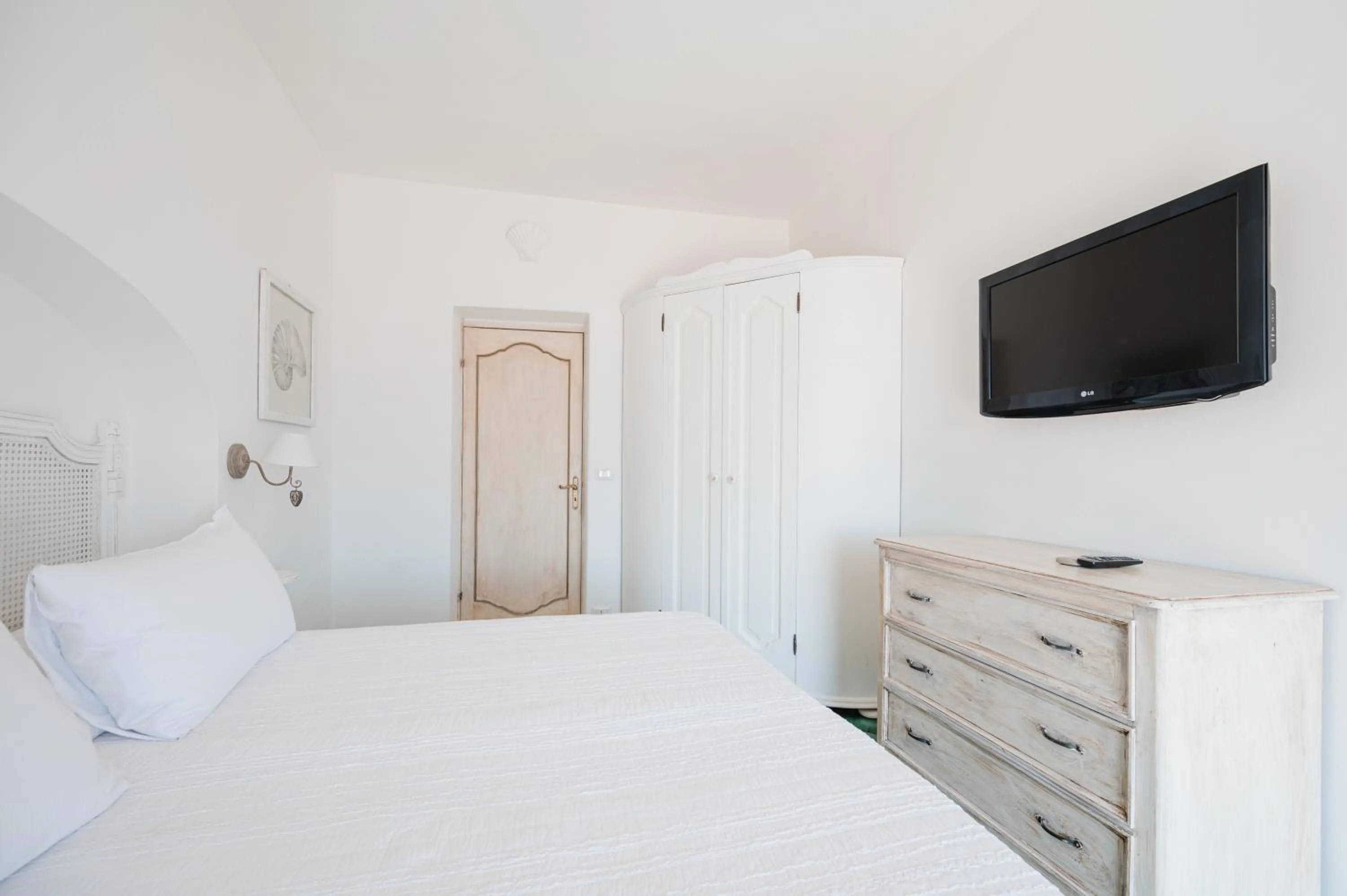 Other, Bed in Villa Petite Syrene by Elite Villas