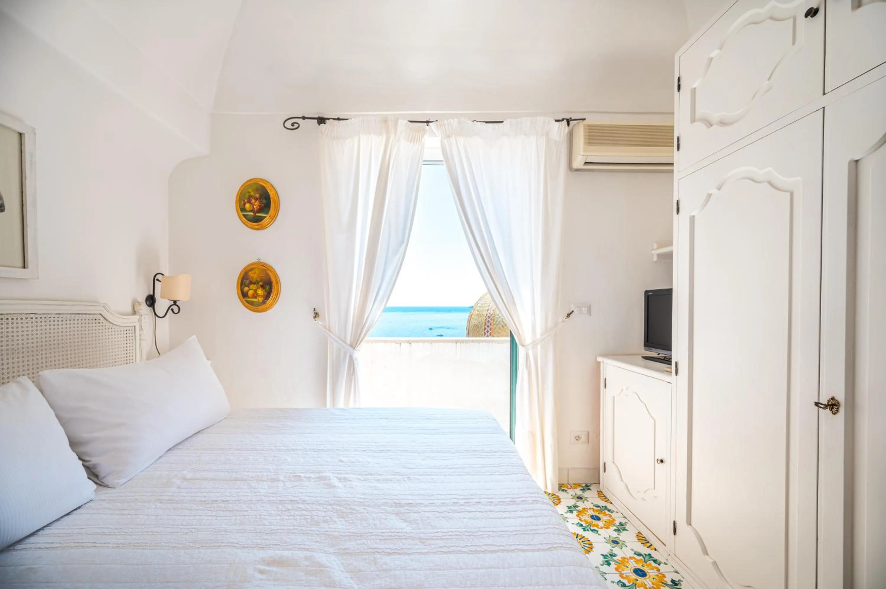 Other, Bed in Villa Petite Syrene by Elite Villas