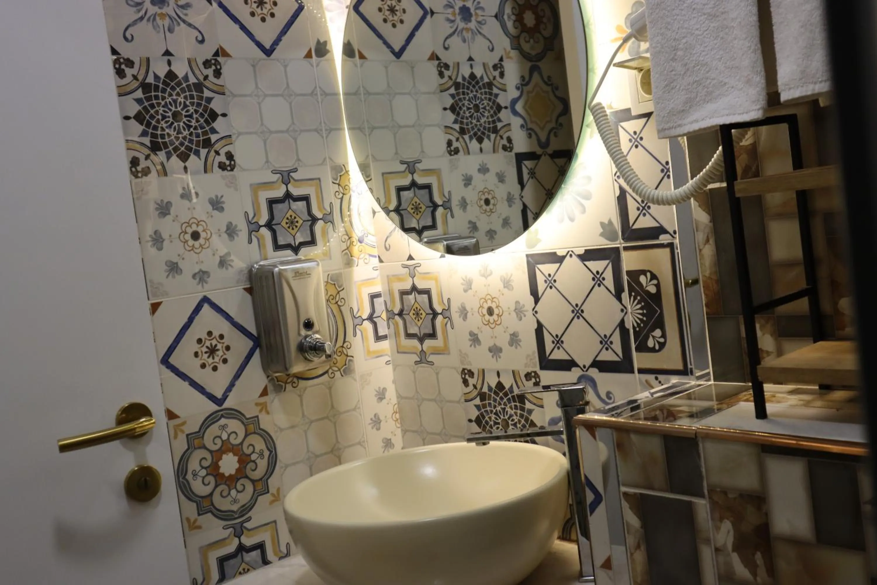 Toilet in Galata istanbul Hotel