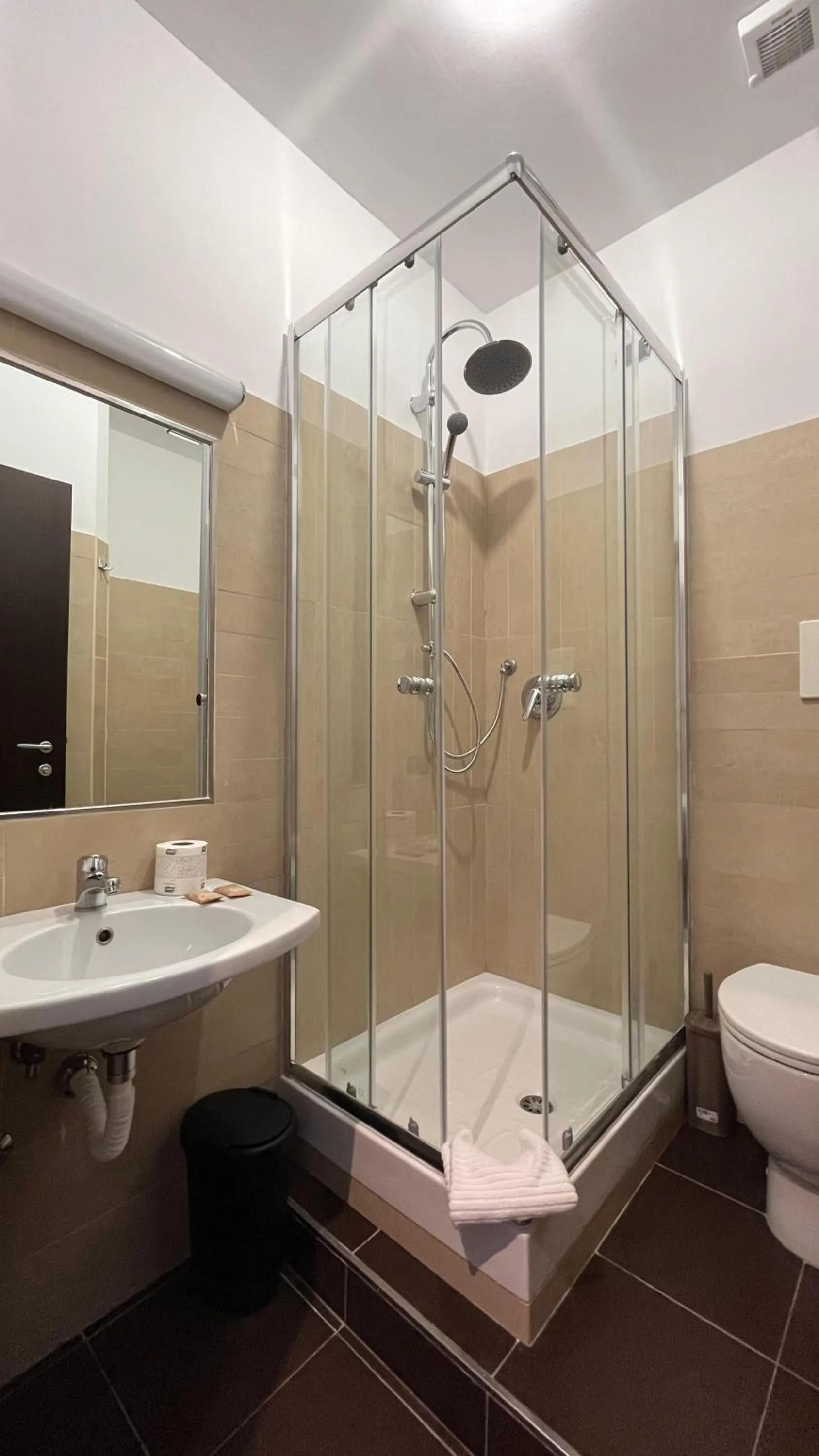 Bathroom in Cloud 9 Hotel