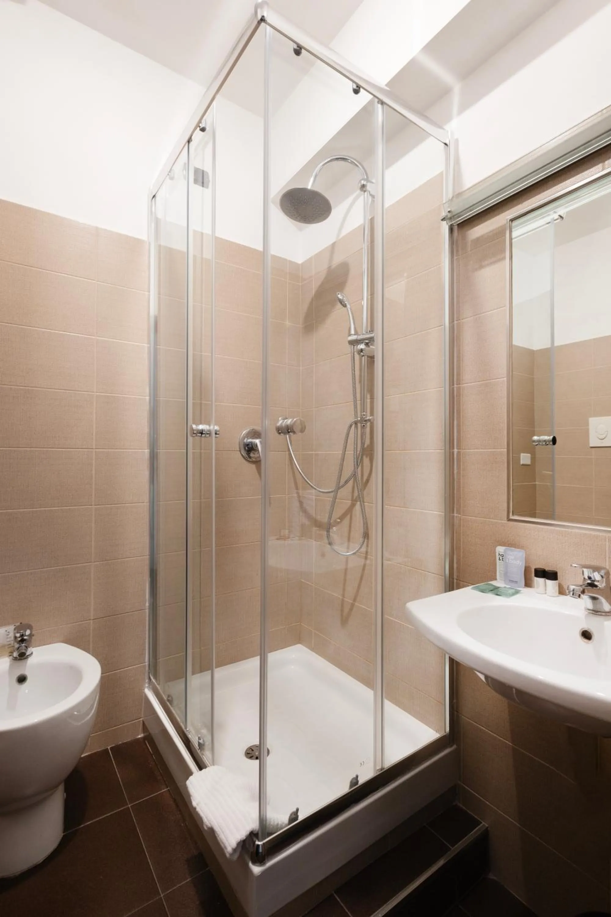 Shower in Cloud 9 Hotel