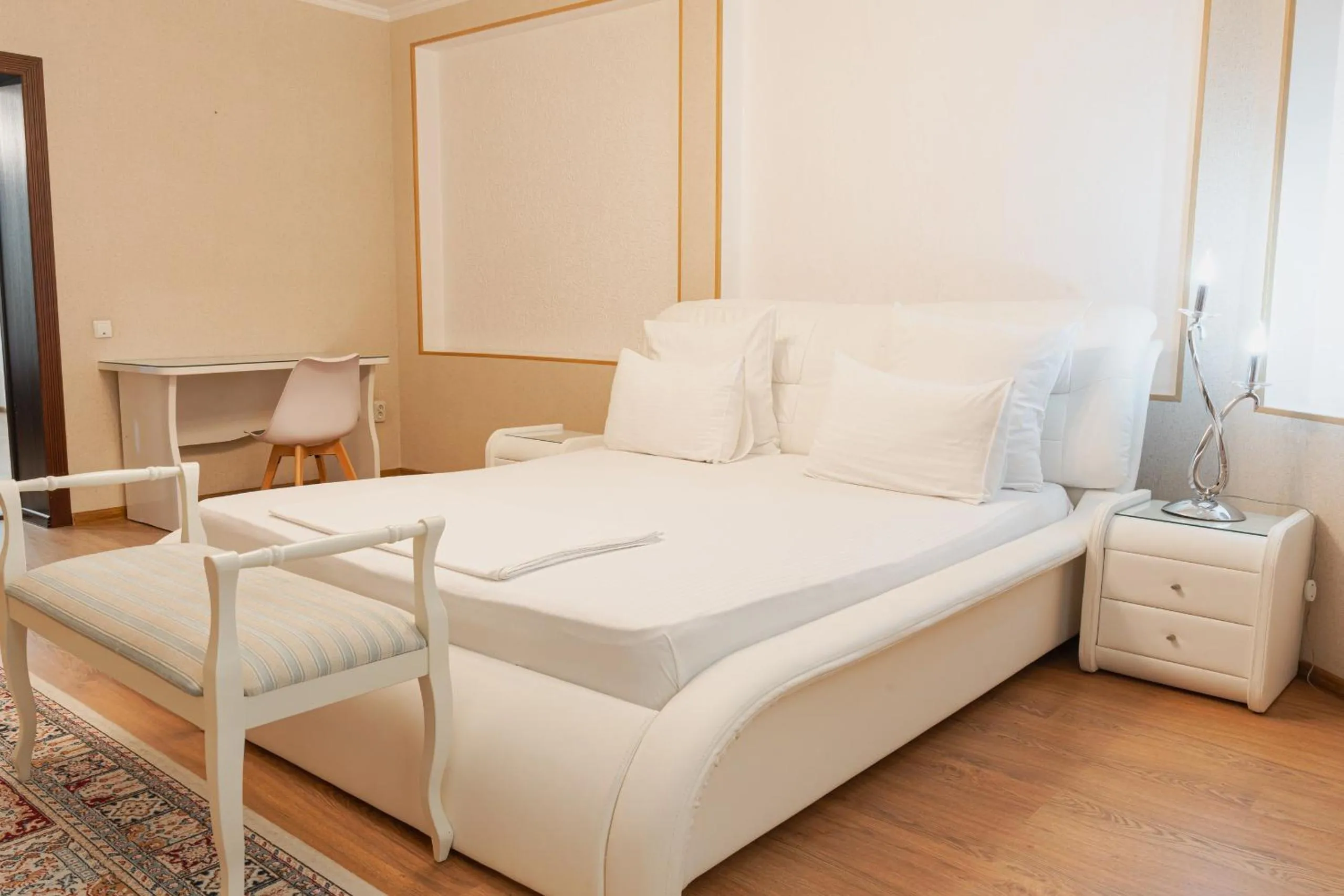 Altair Hotel