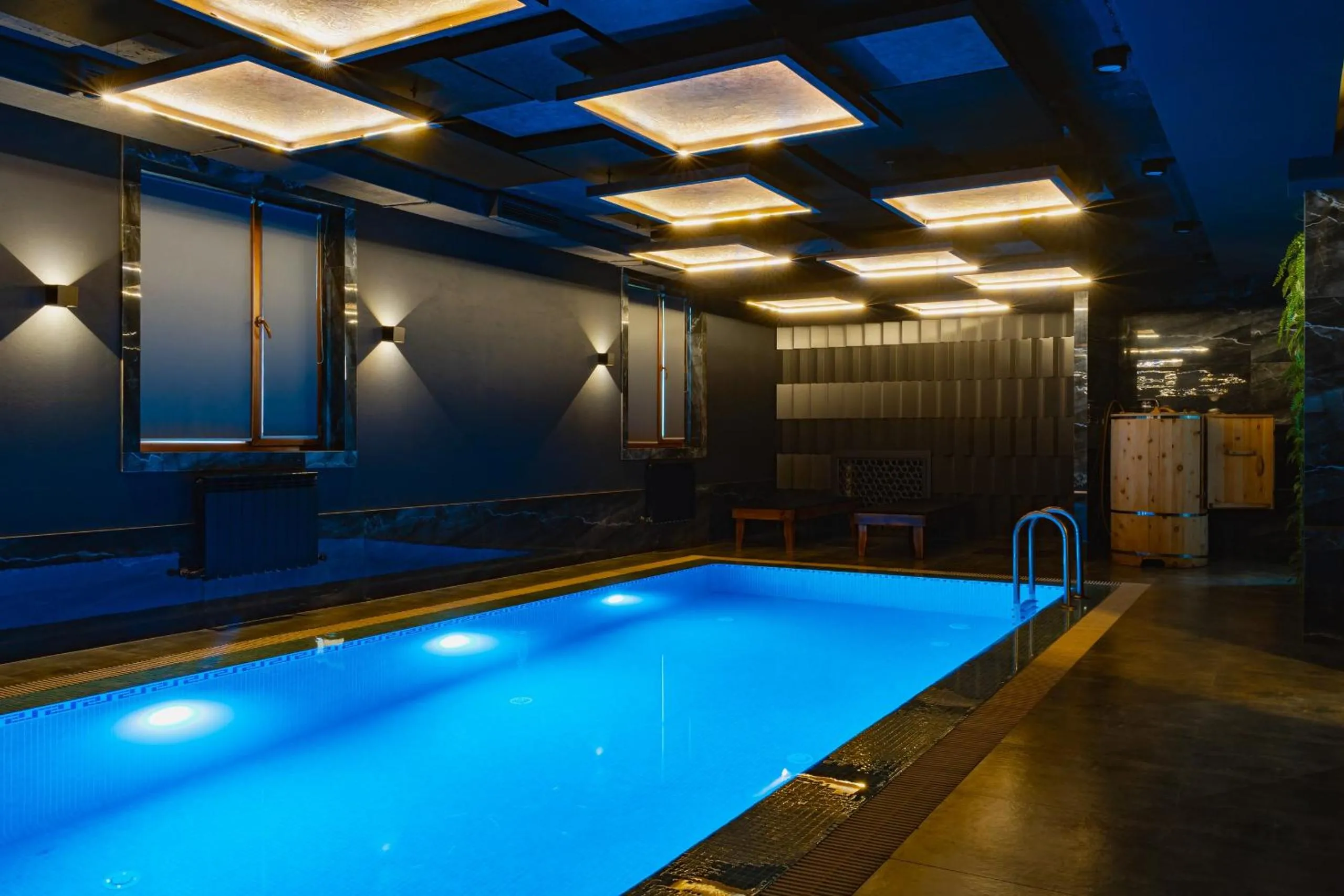 Altair Hotel