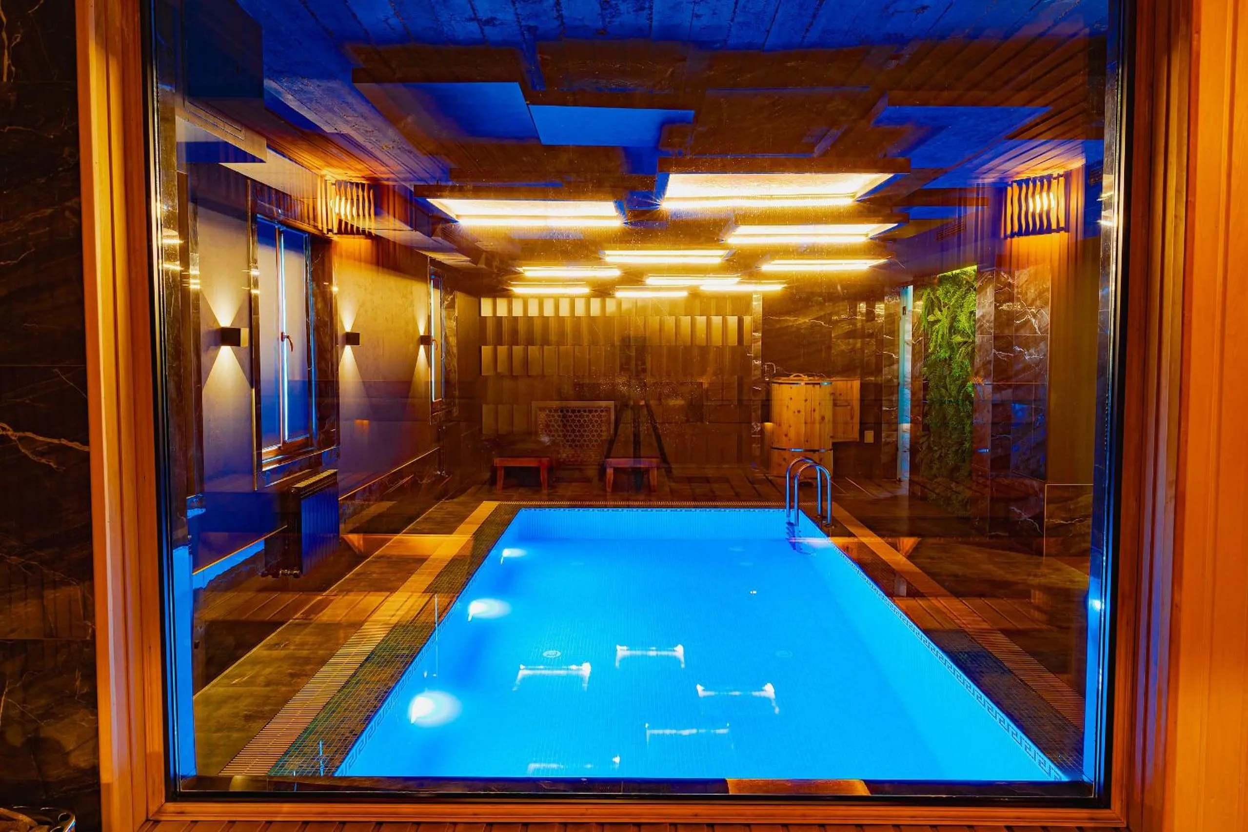 Altair Hotel