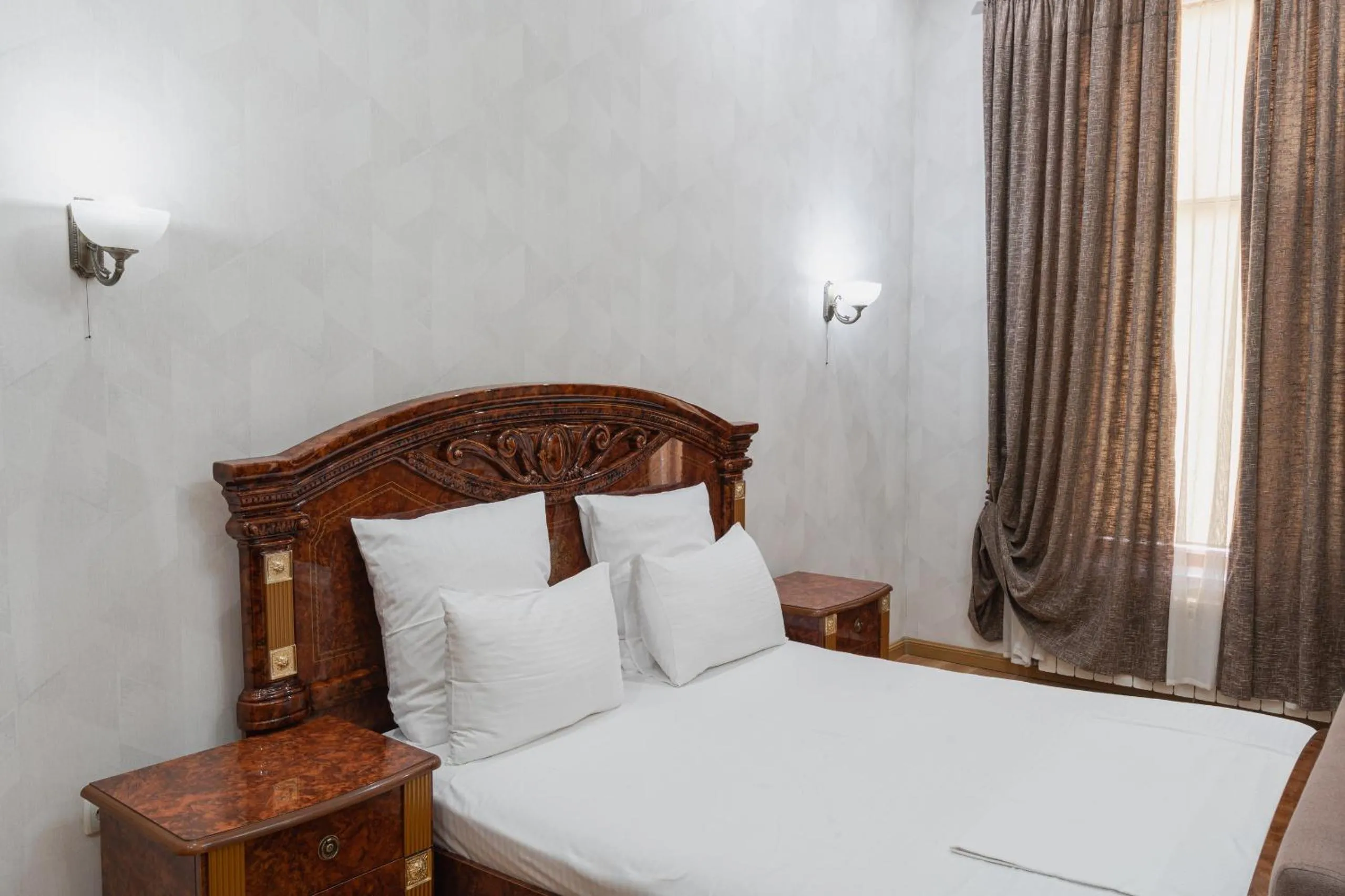 Altair Hotel
