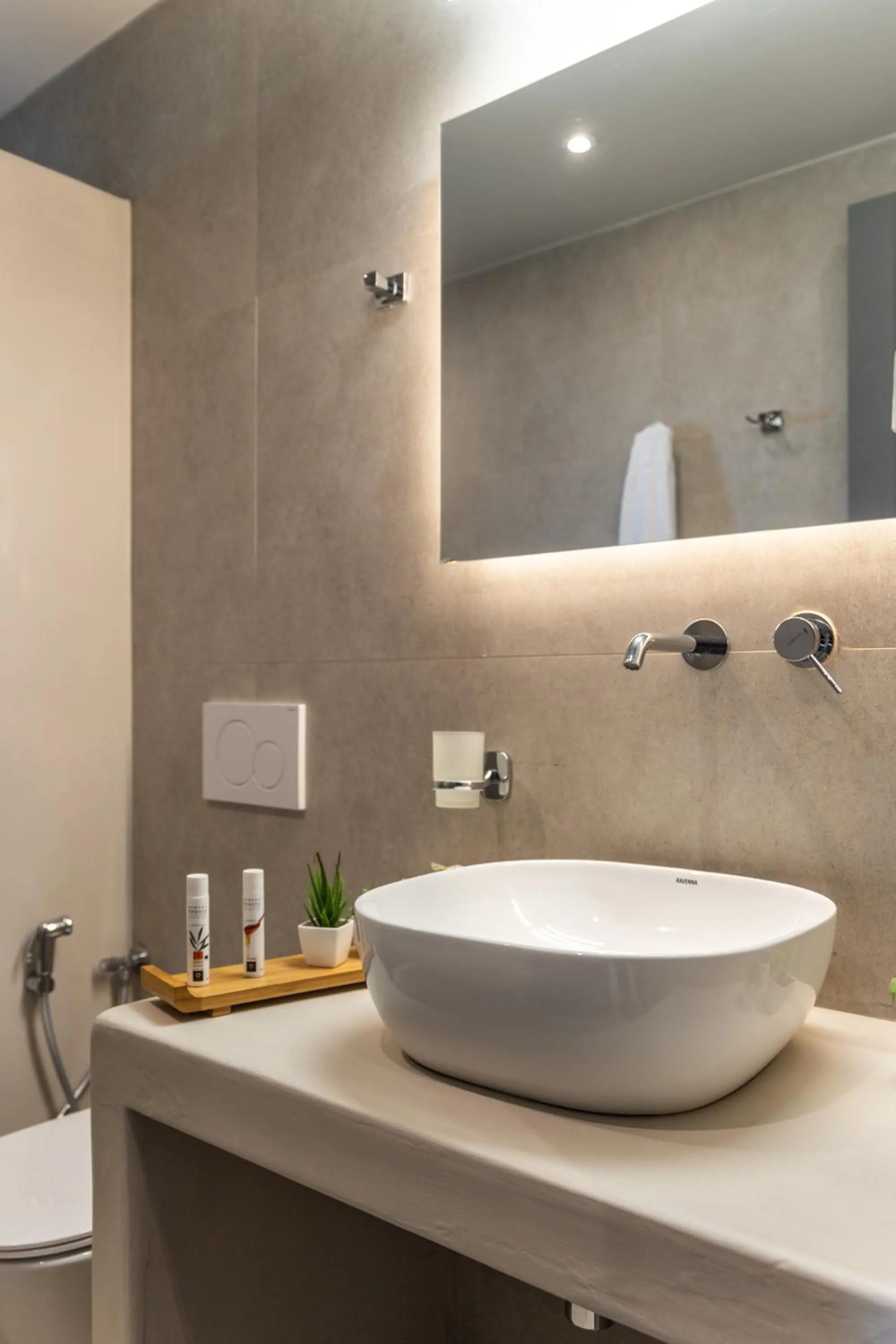 Bathroom in Afroessa Milos