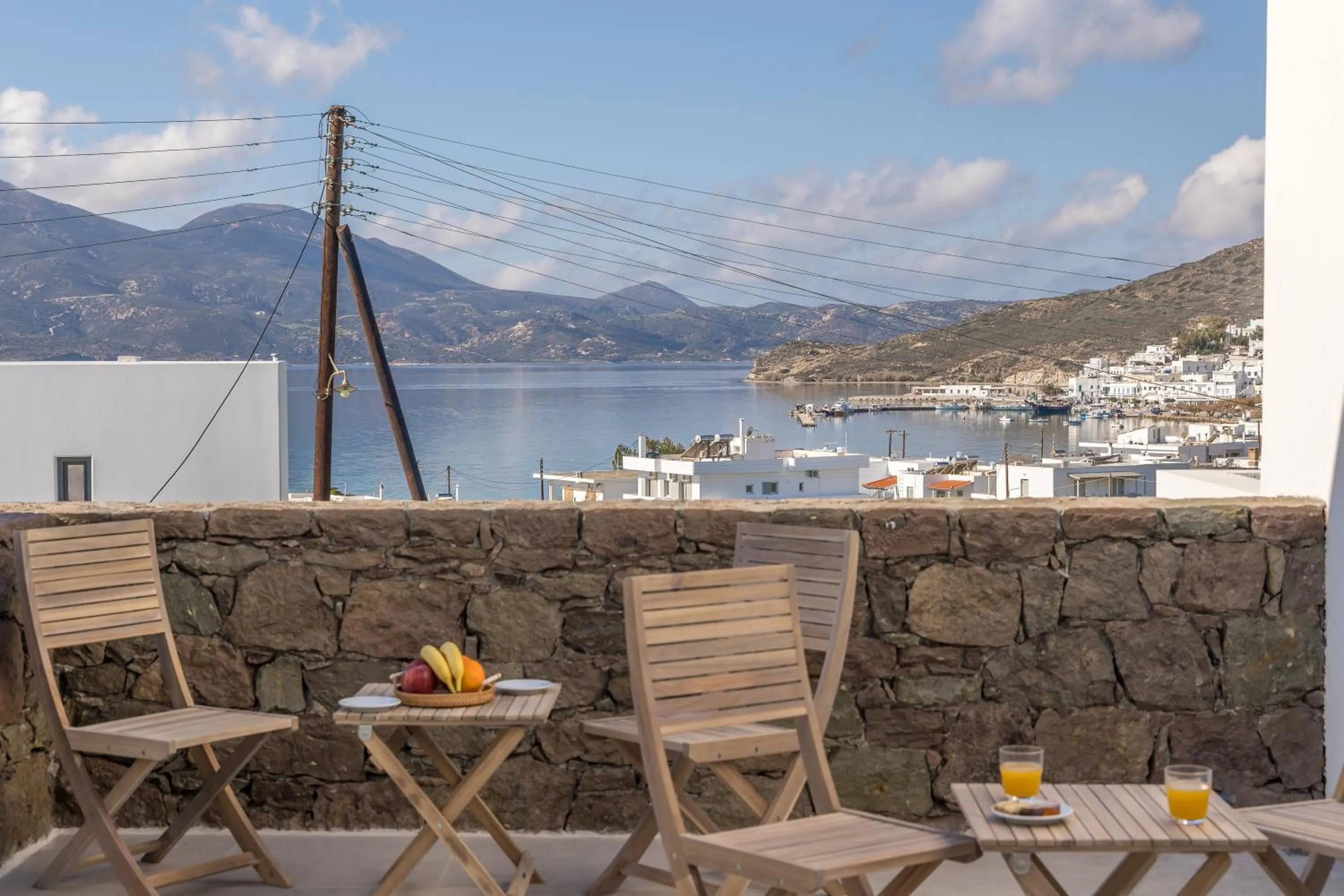 Day in Afroessa Milos