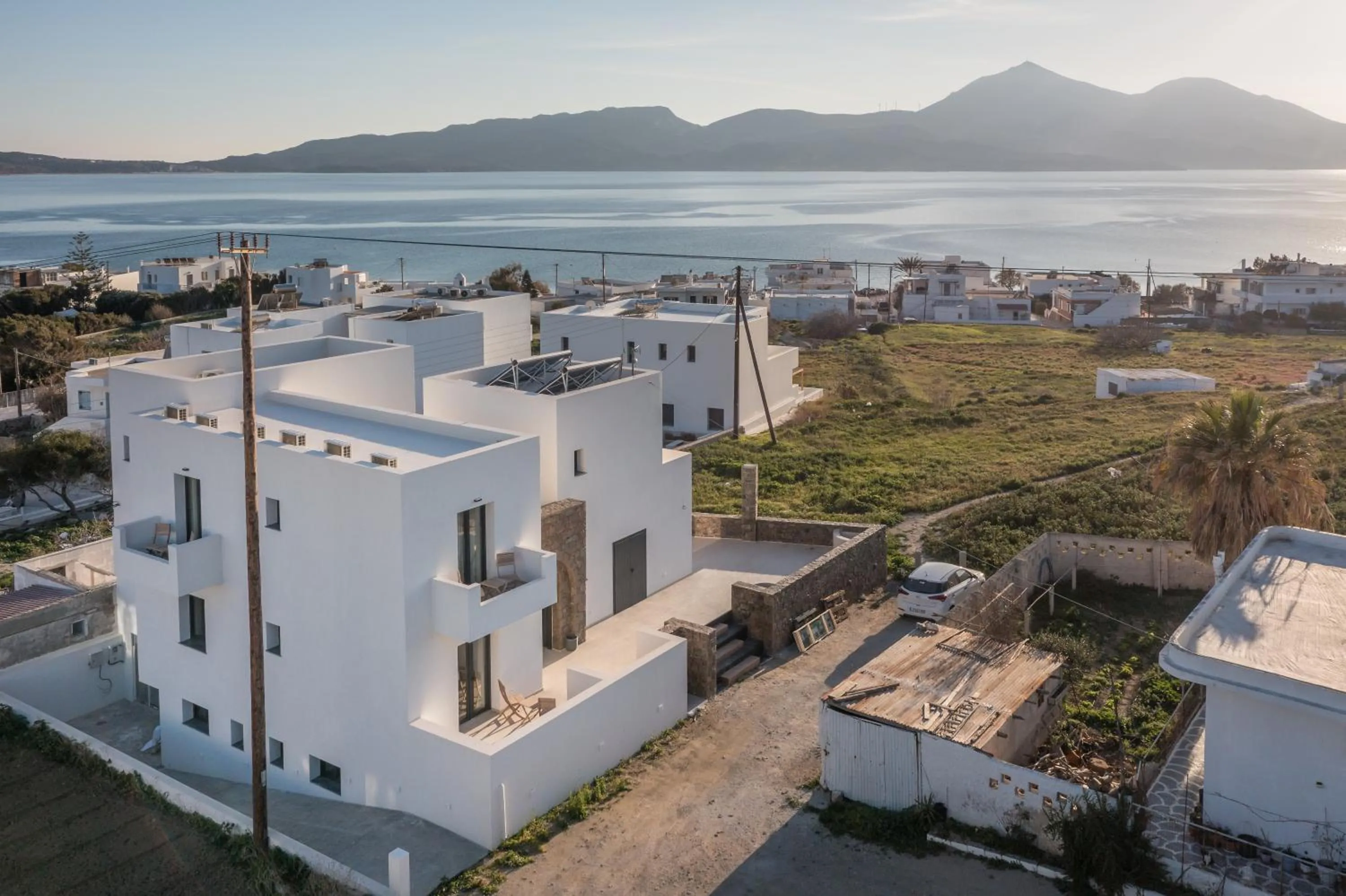Property building in Afroessa Milos