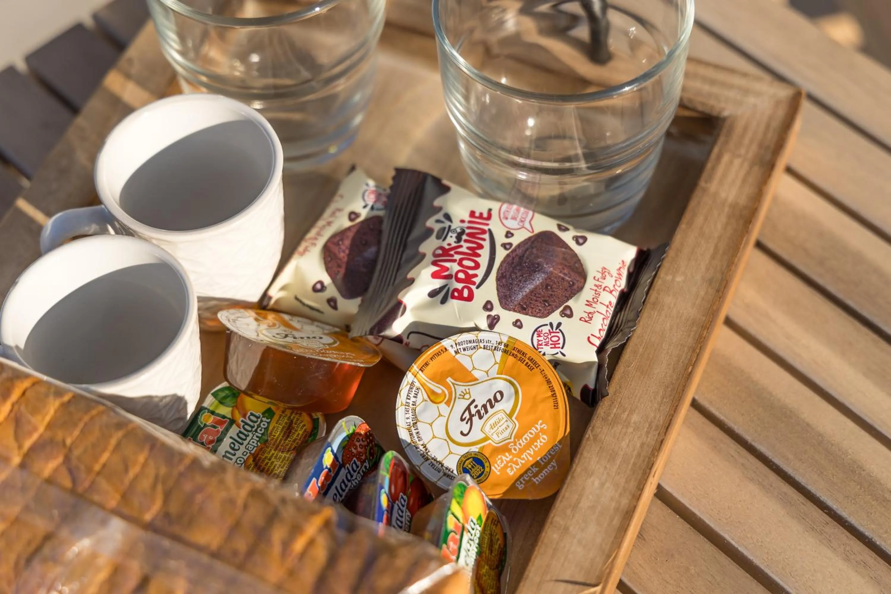 Coffee/tea facilities in Afroessa Milos