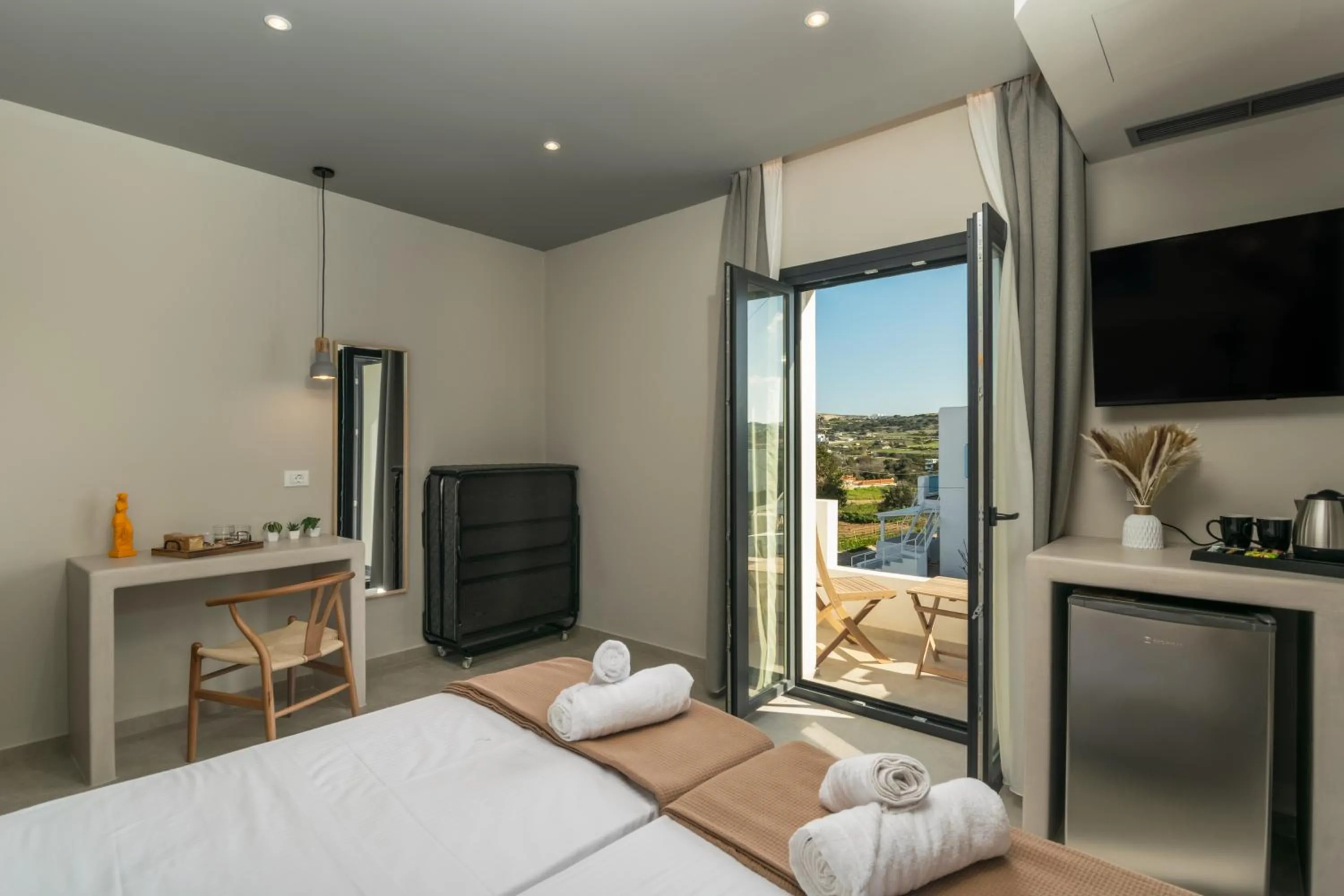 Balcony/Terrace, Bed in Afroessa Milos