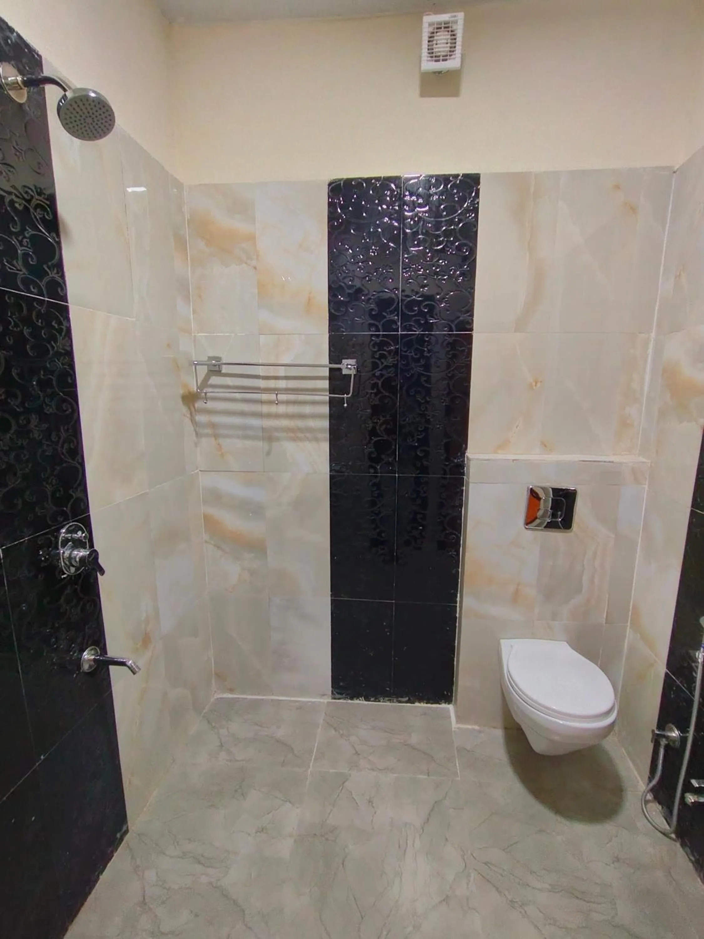 Bathroom in Hotel Grand Vijay