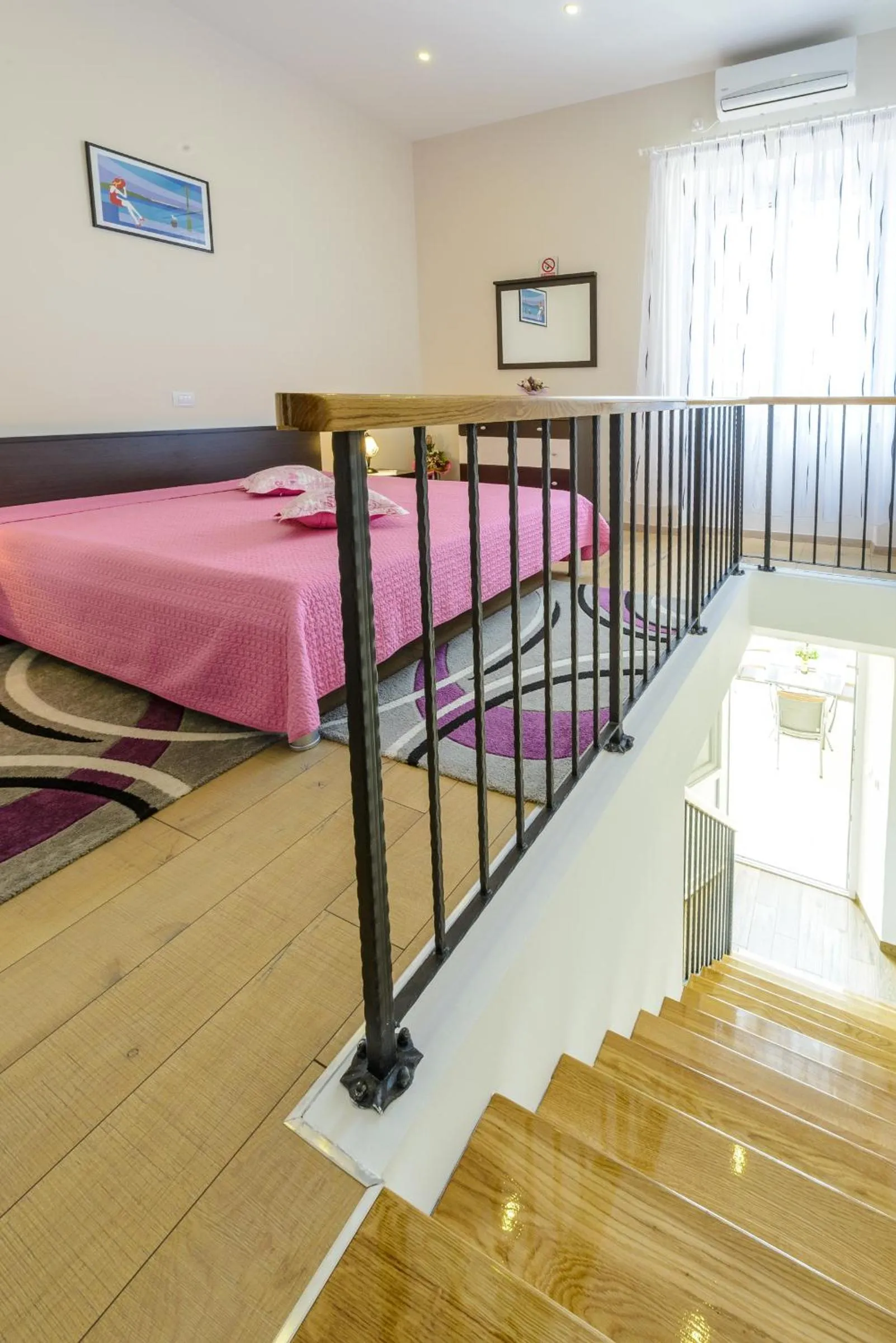 Bedroom, Bed in Apartments Pully