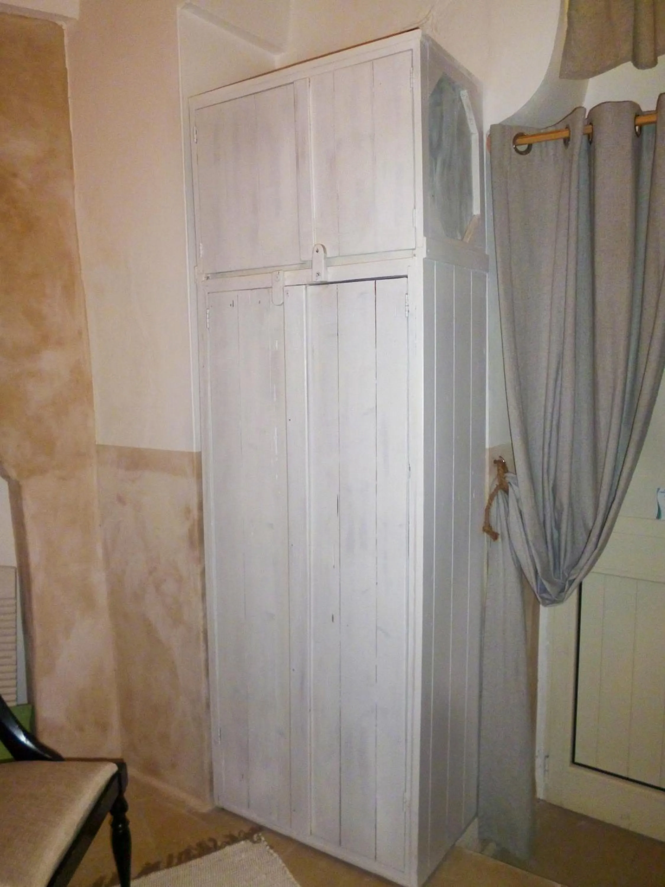 wardrobe in B&B "Pulia Dimore Salentine"