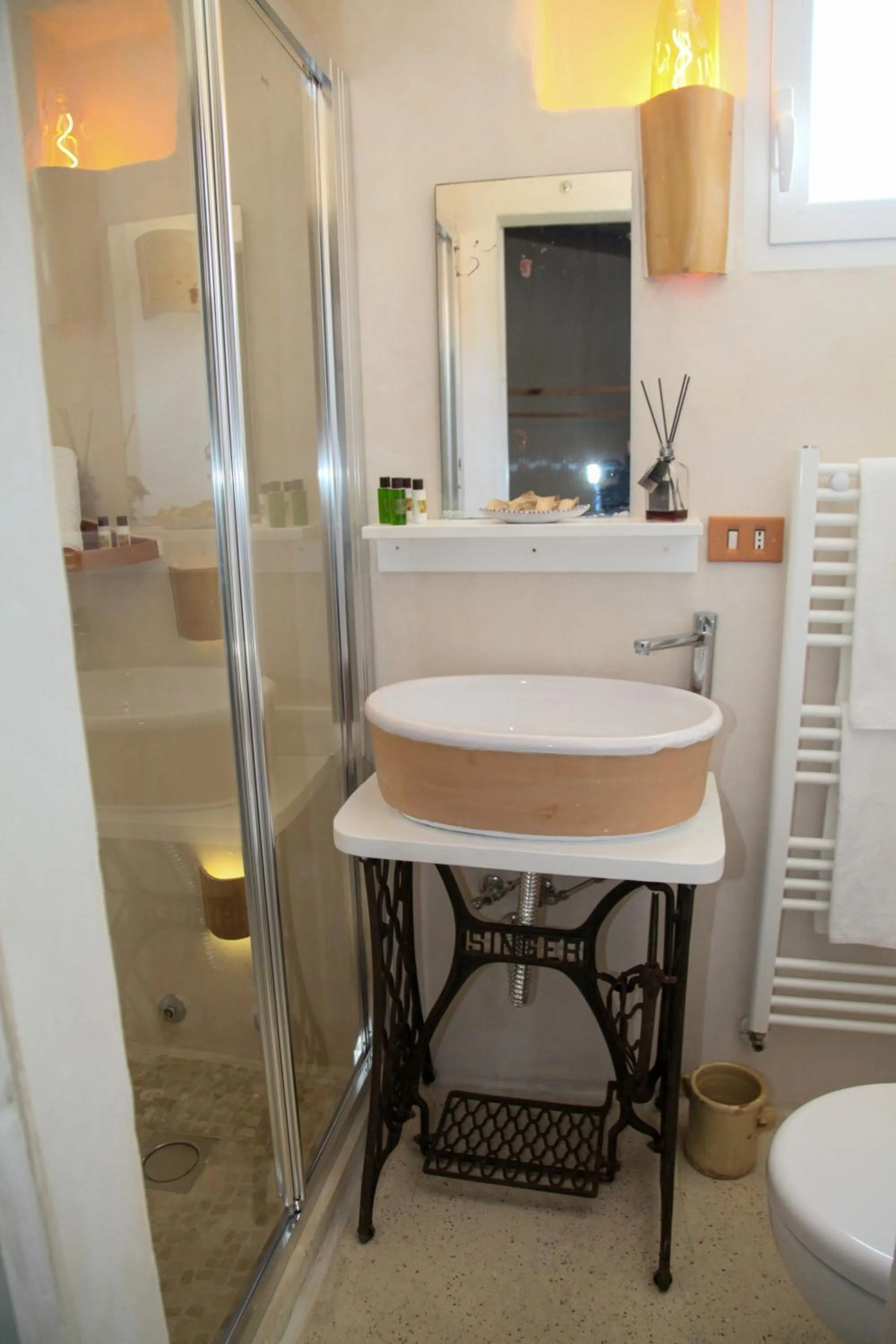 Shower in B&B "Pulia Dimore Salentine"