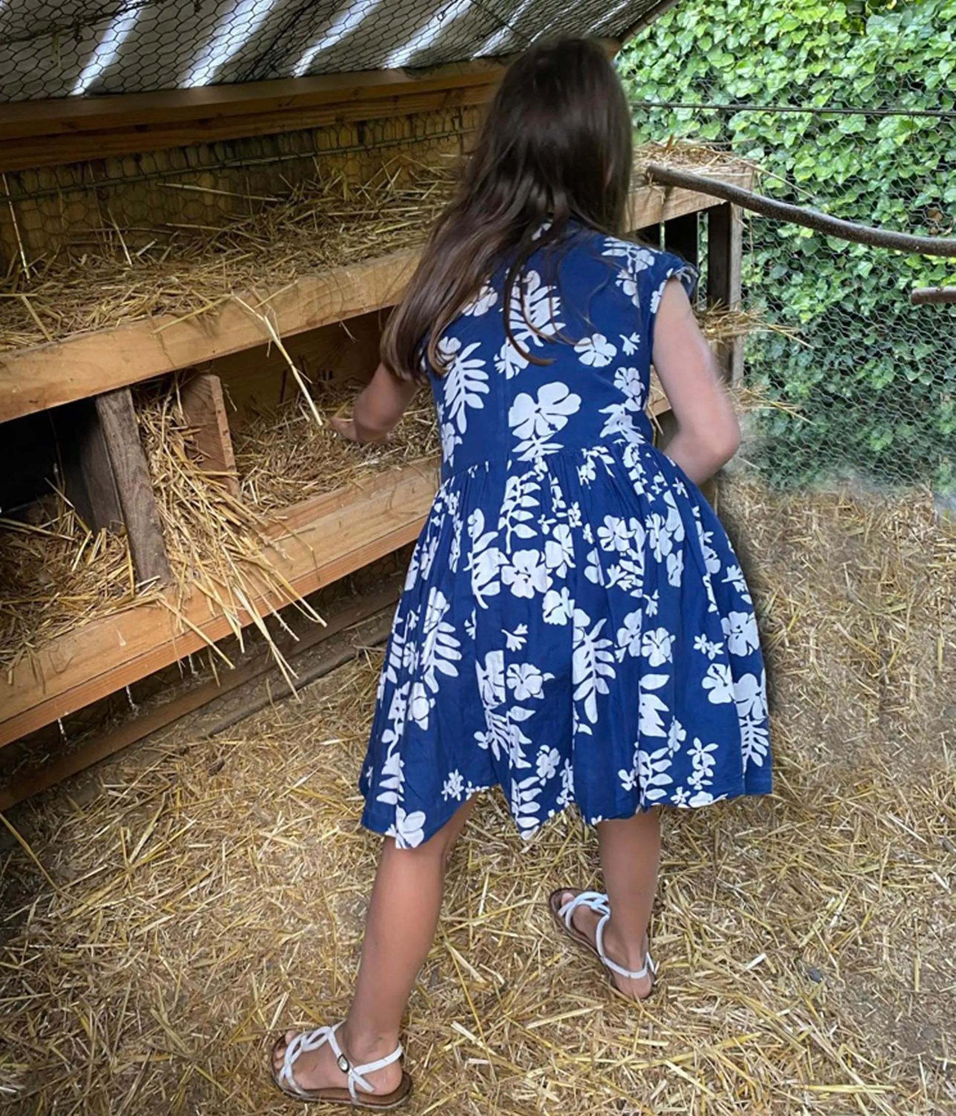 children in L'école des garçons