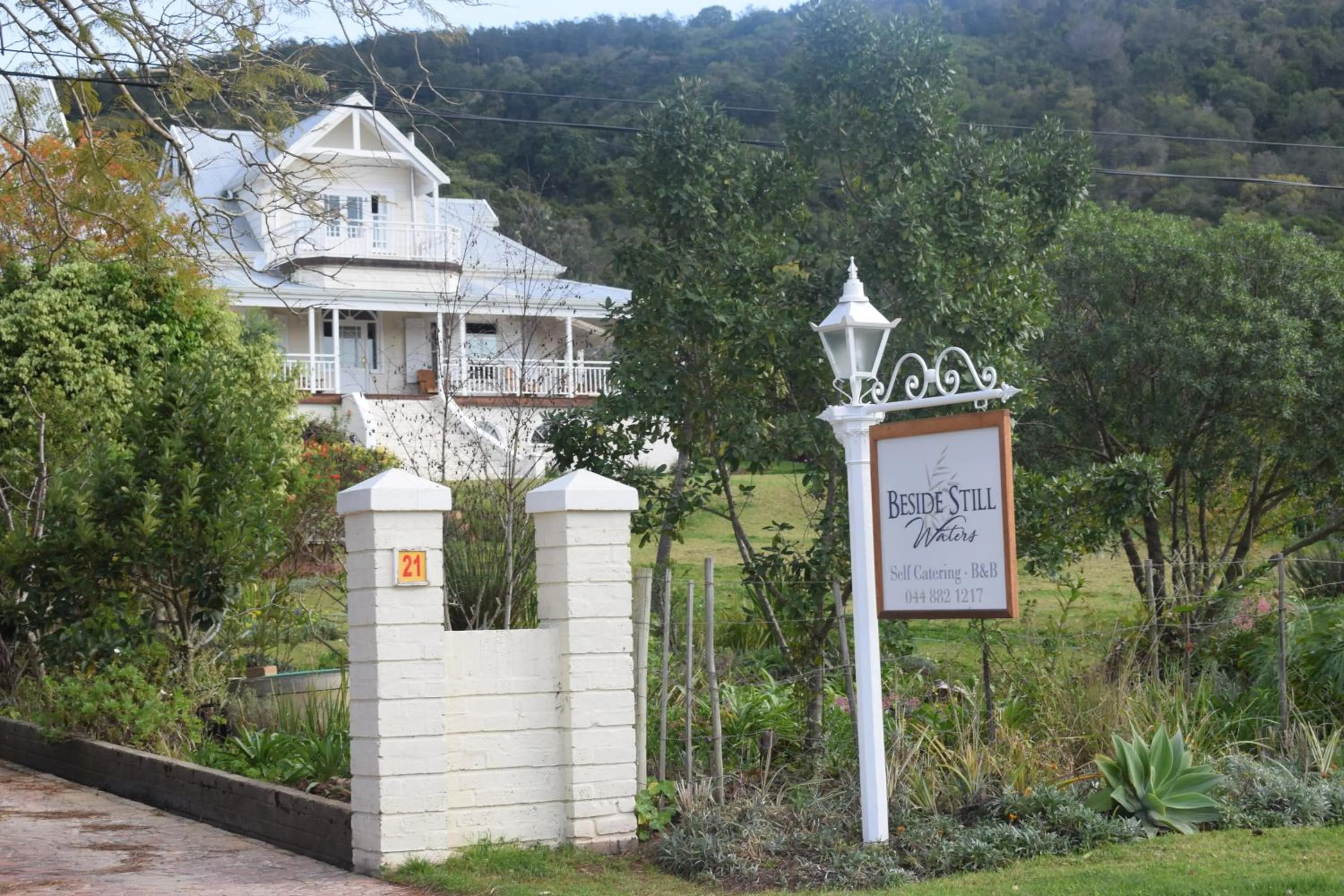 Facade/entrance in Beside Still Waters