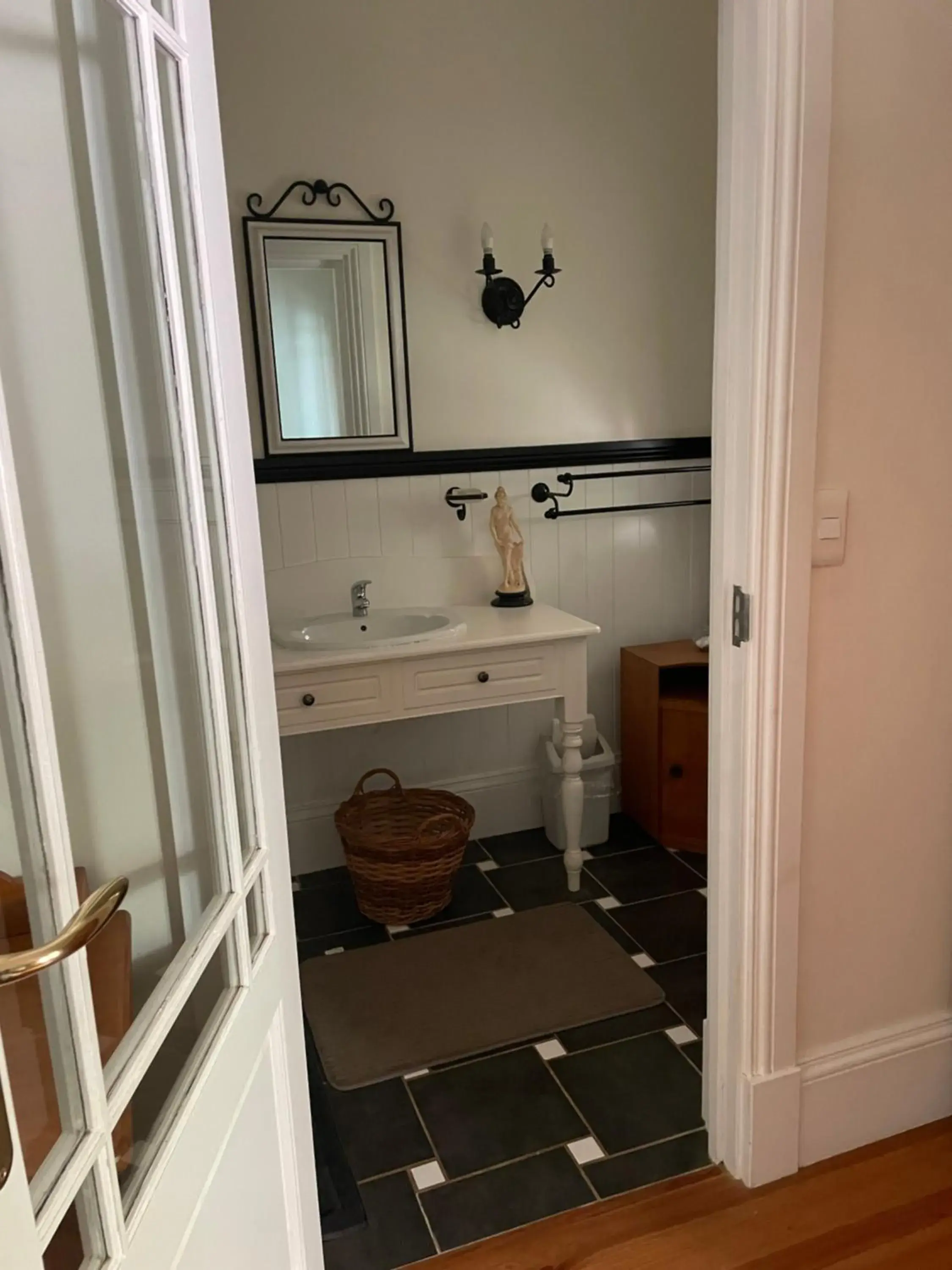 Deluxe Double Room - single occupancy in Beside Still Waters Deluxe Double Room - single occupancy in Beside Still Waters