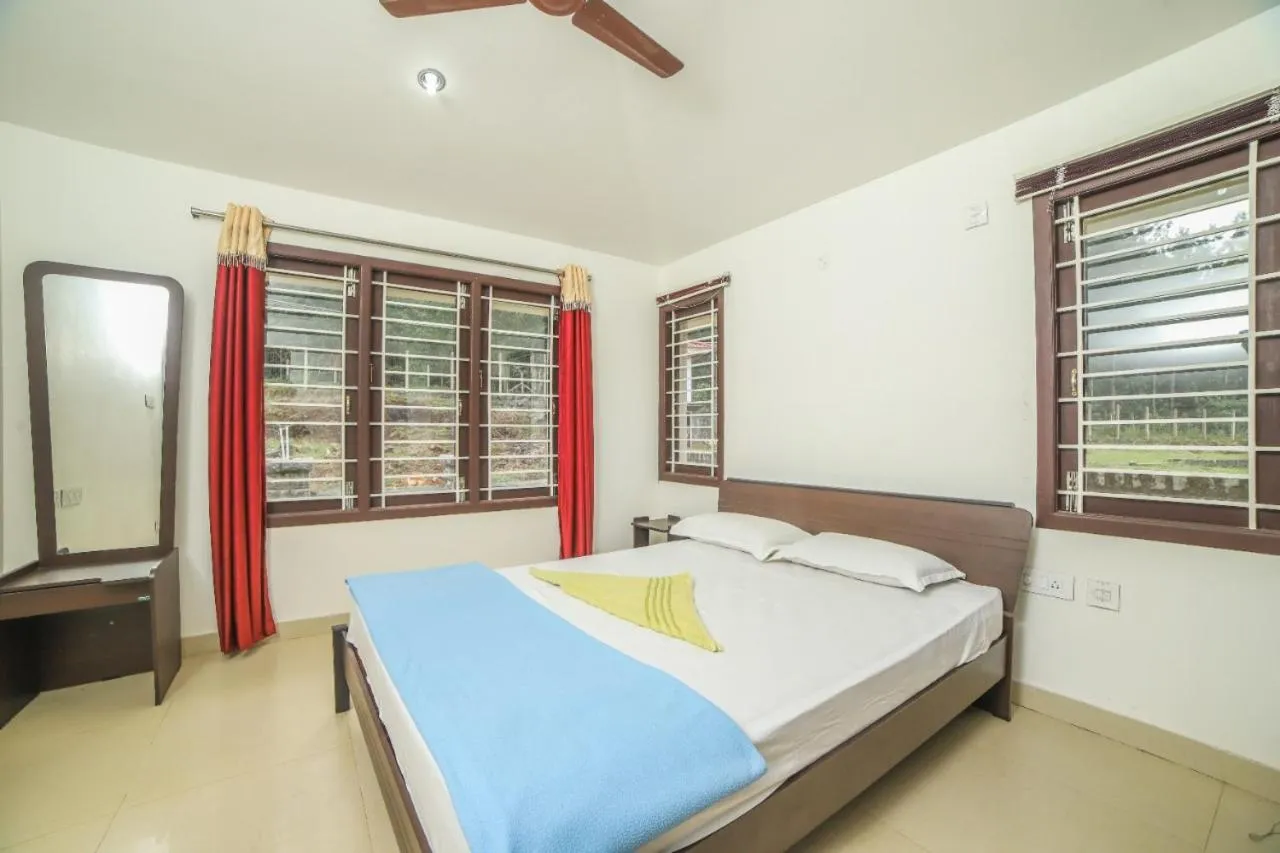 Bedroom, Bed in Goldenoaks Resort