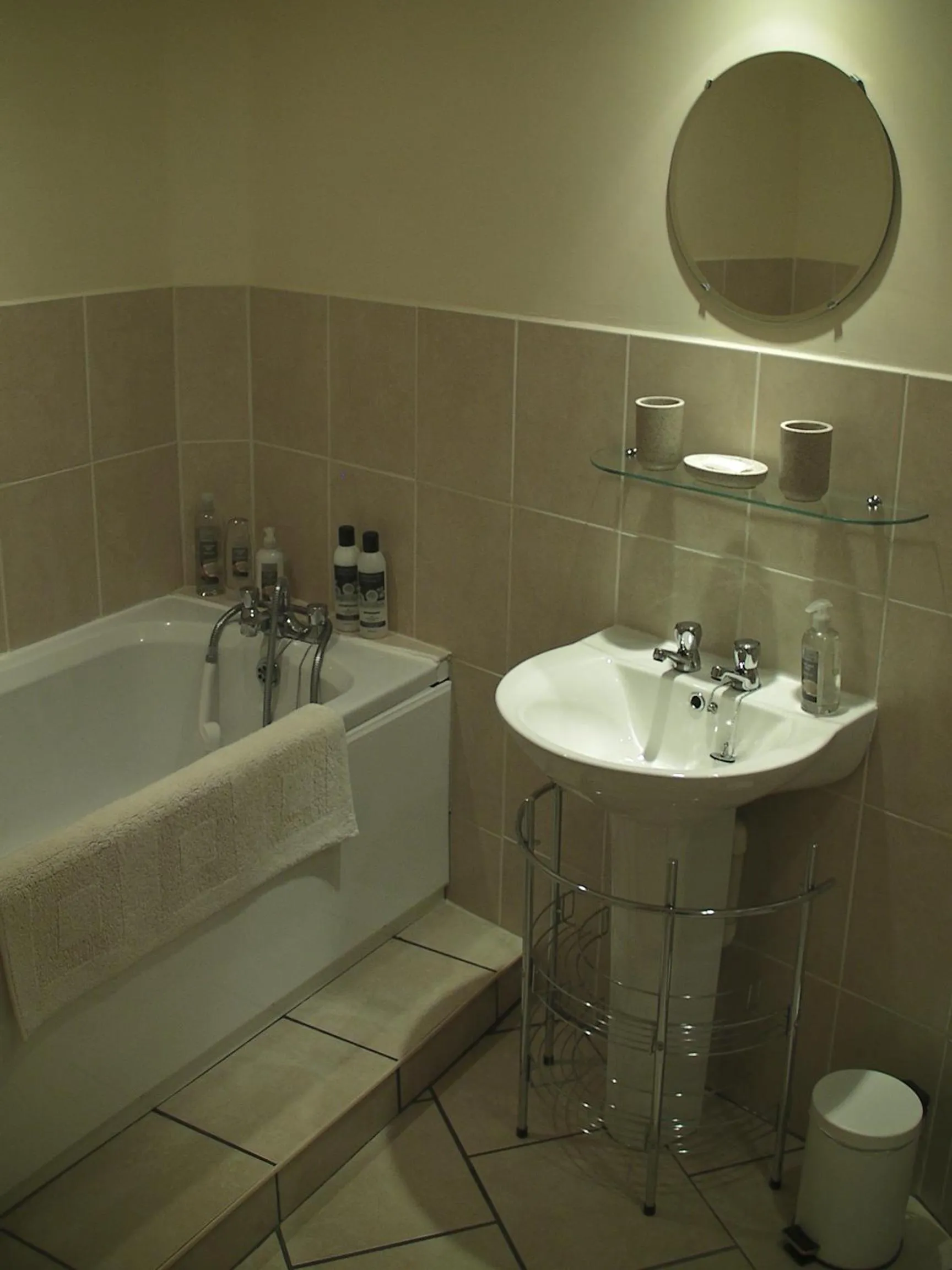 Bathroom in The Cavalier House B&B