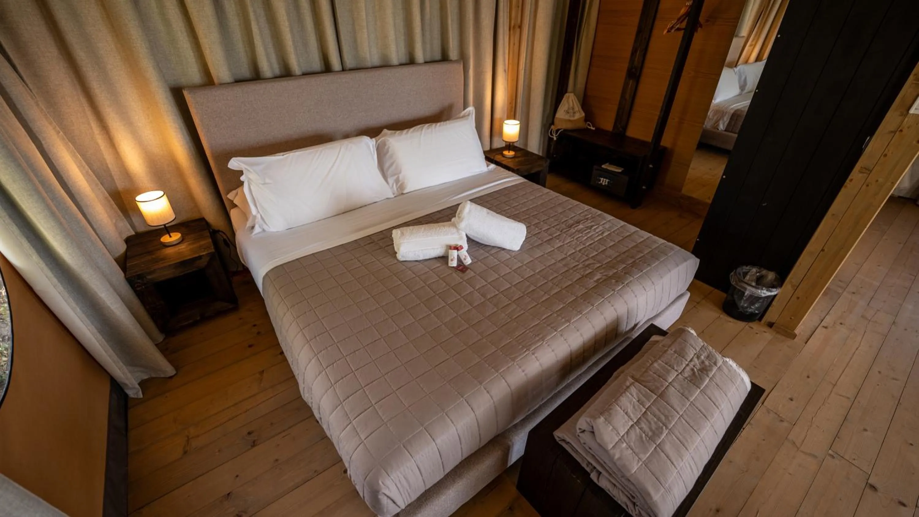Bedroom, Bed in Terreforti Luxury Village
