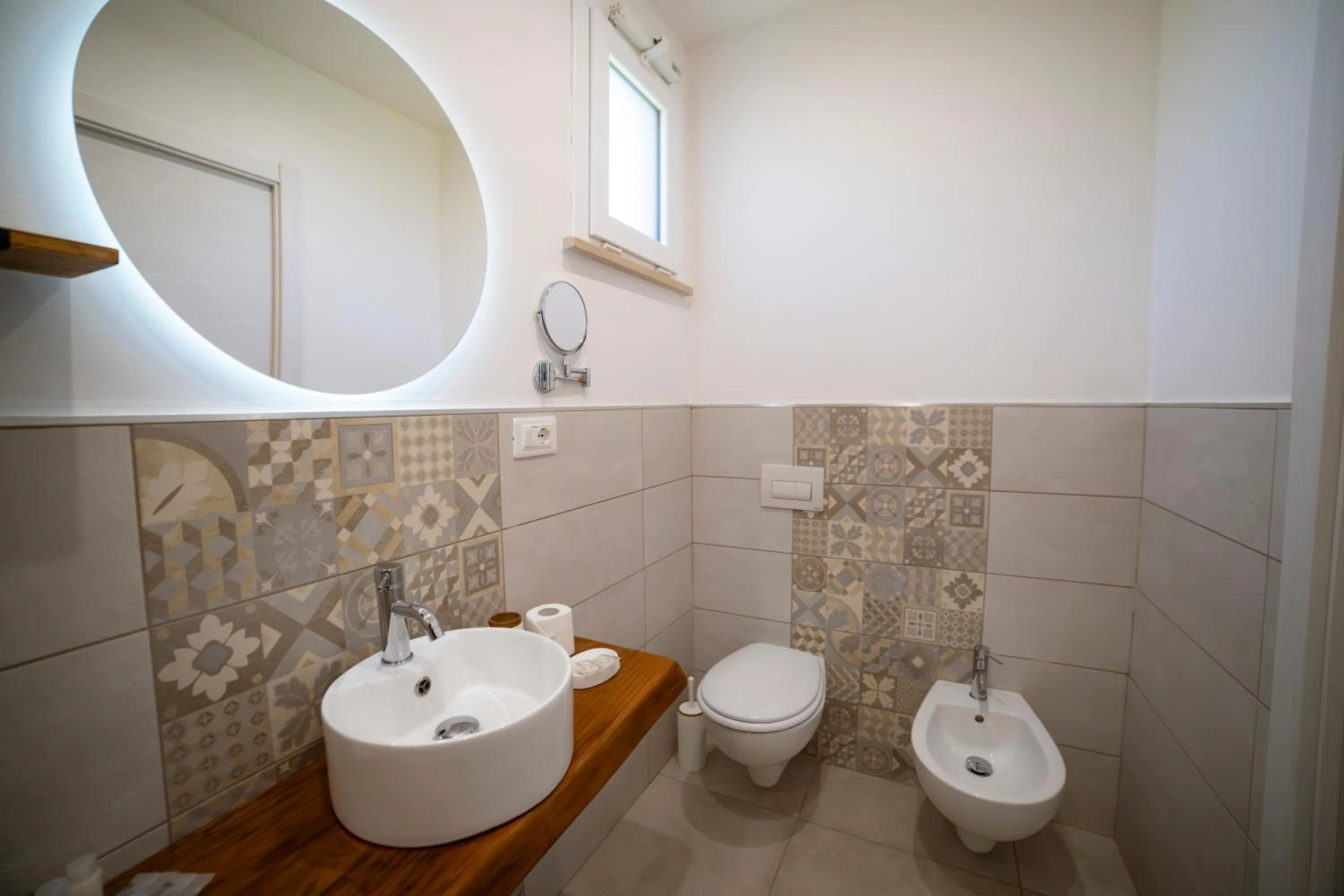 Toilet in B&B MargAni Tropea