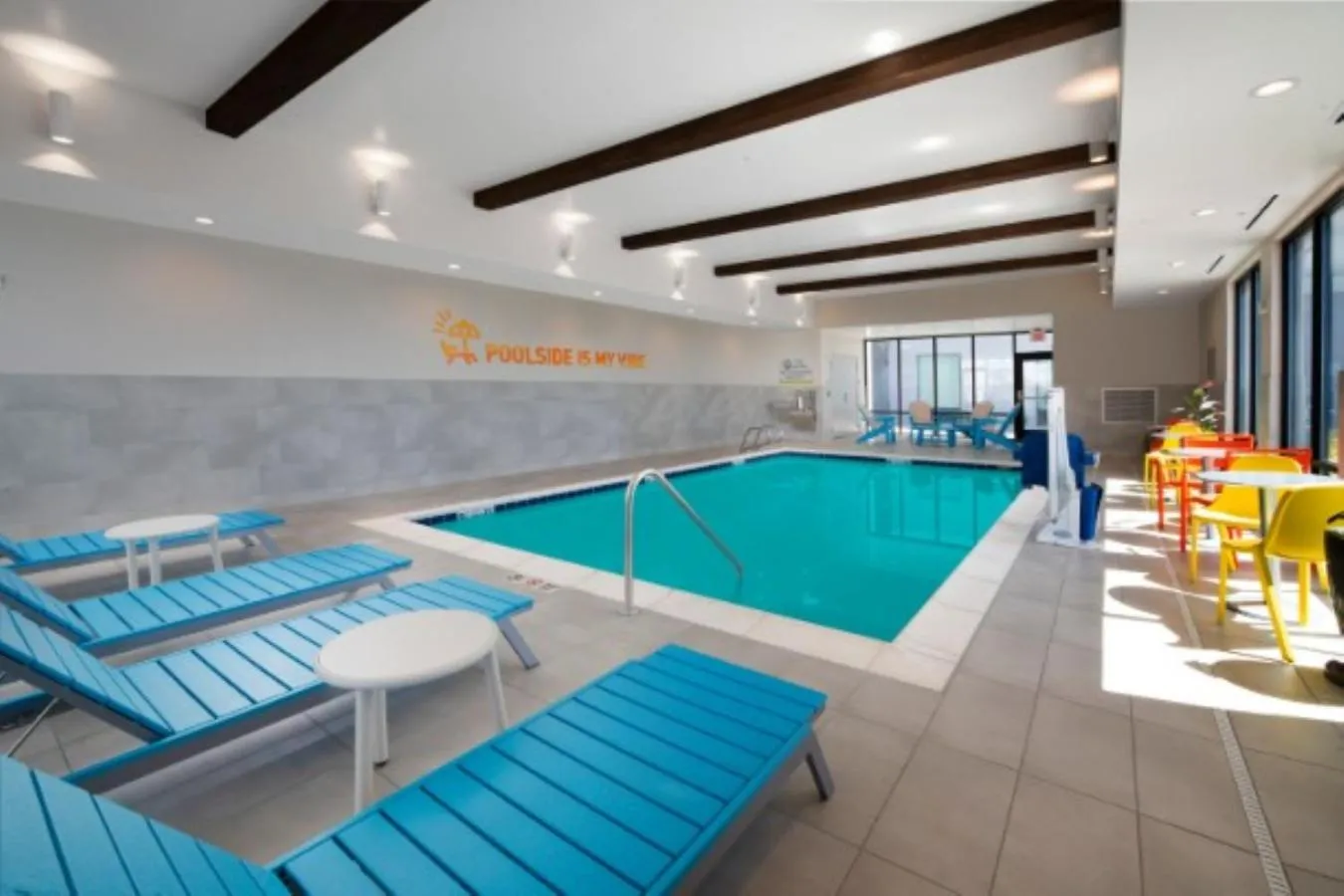 Pool view in Home2 Suites By Hilton Albuquerque Airport