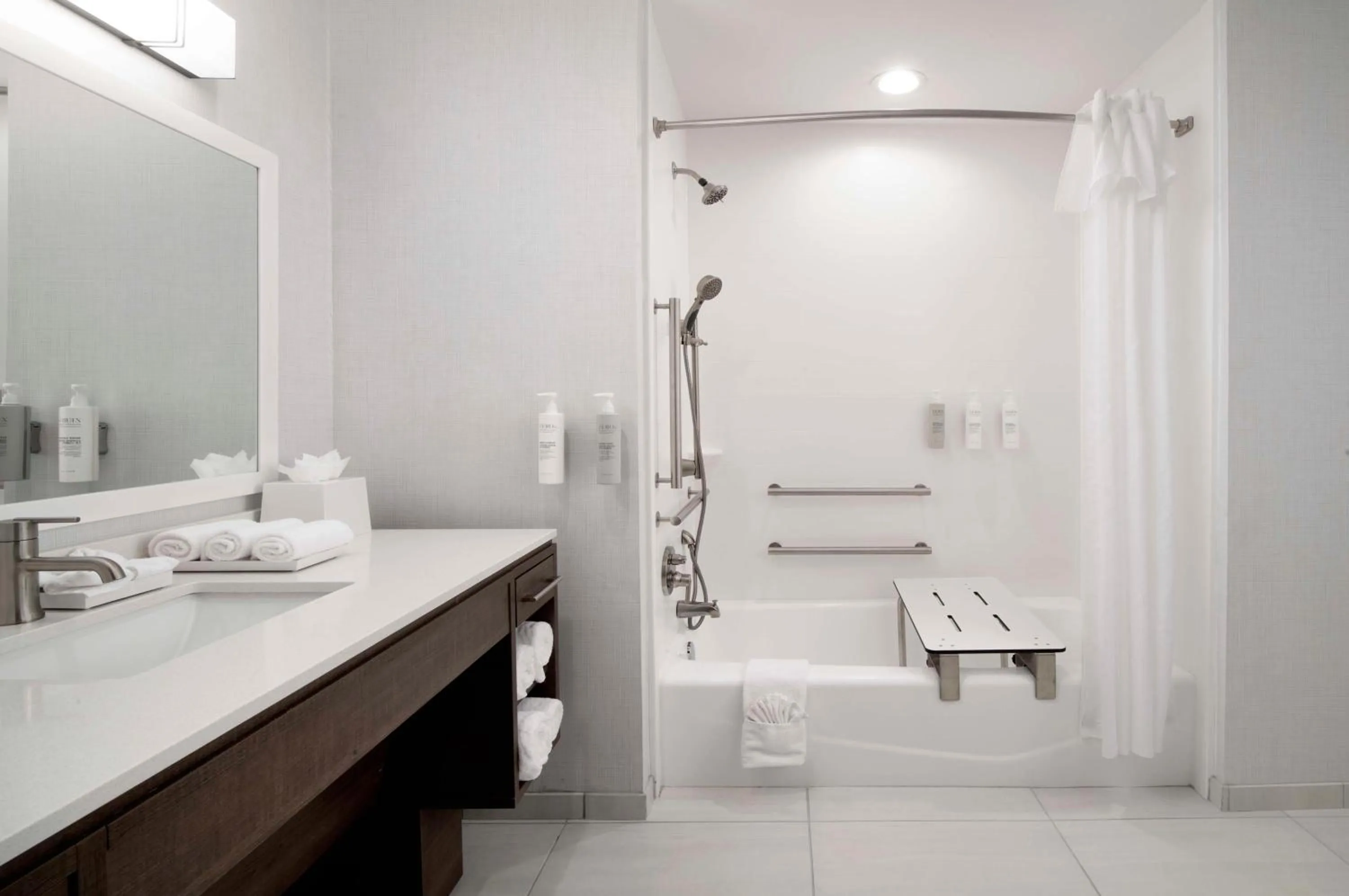 Bathroom in Home2 Suites By Hilton Albuquerque Airport