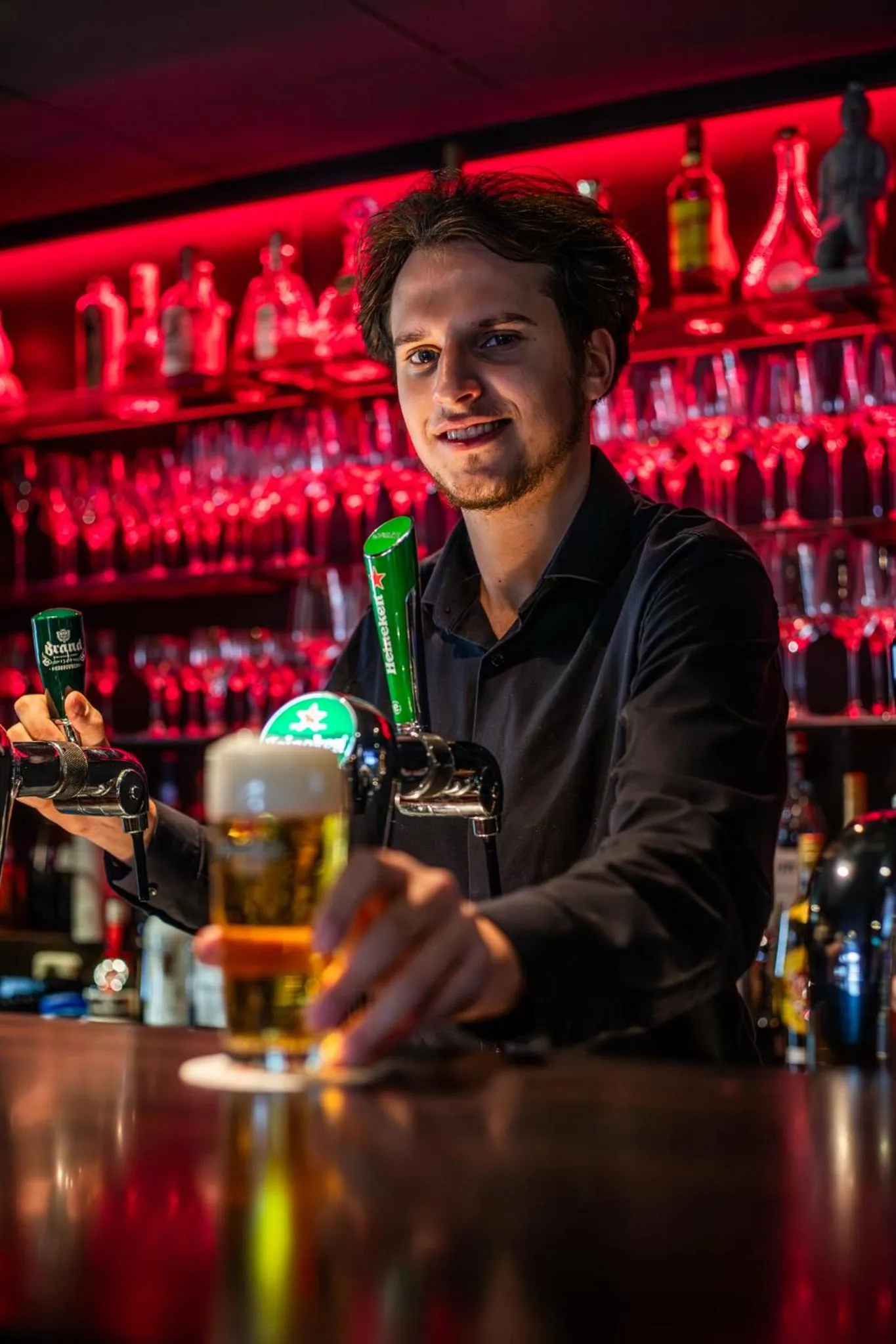 Lounge or bar in Hampshire Hotel Petit Nord