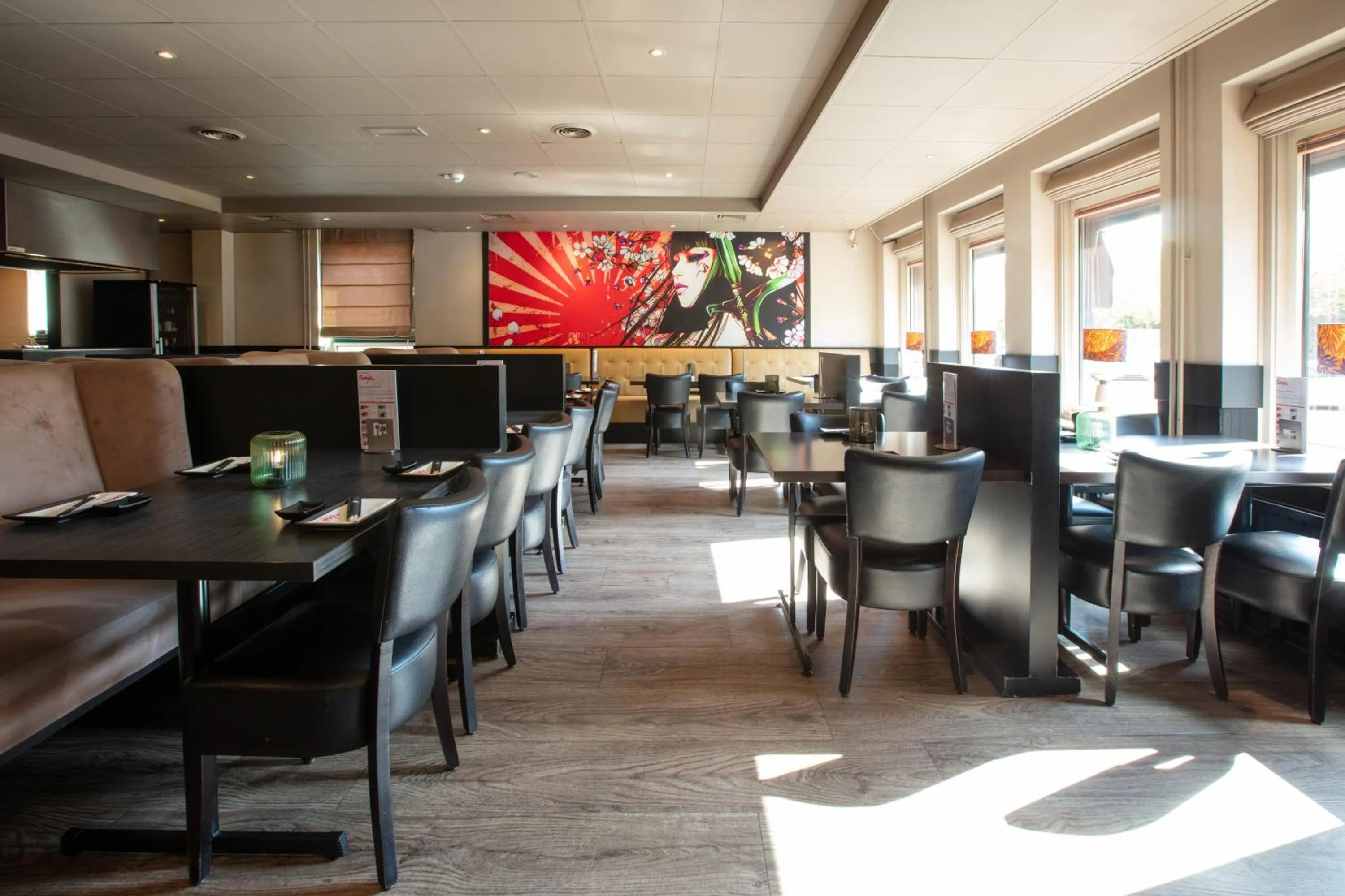 Restaurant/places to eat in Hampshire Hotel Petit Nord