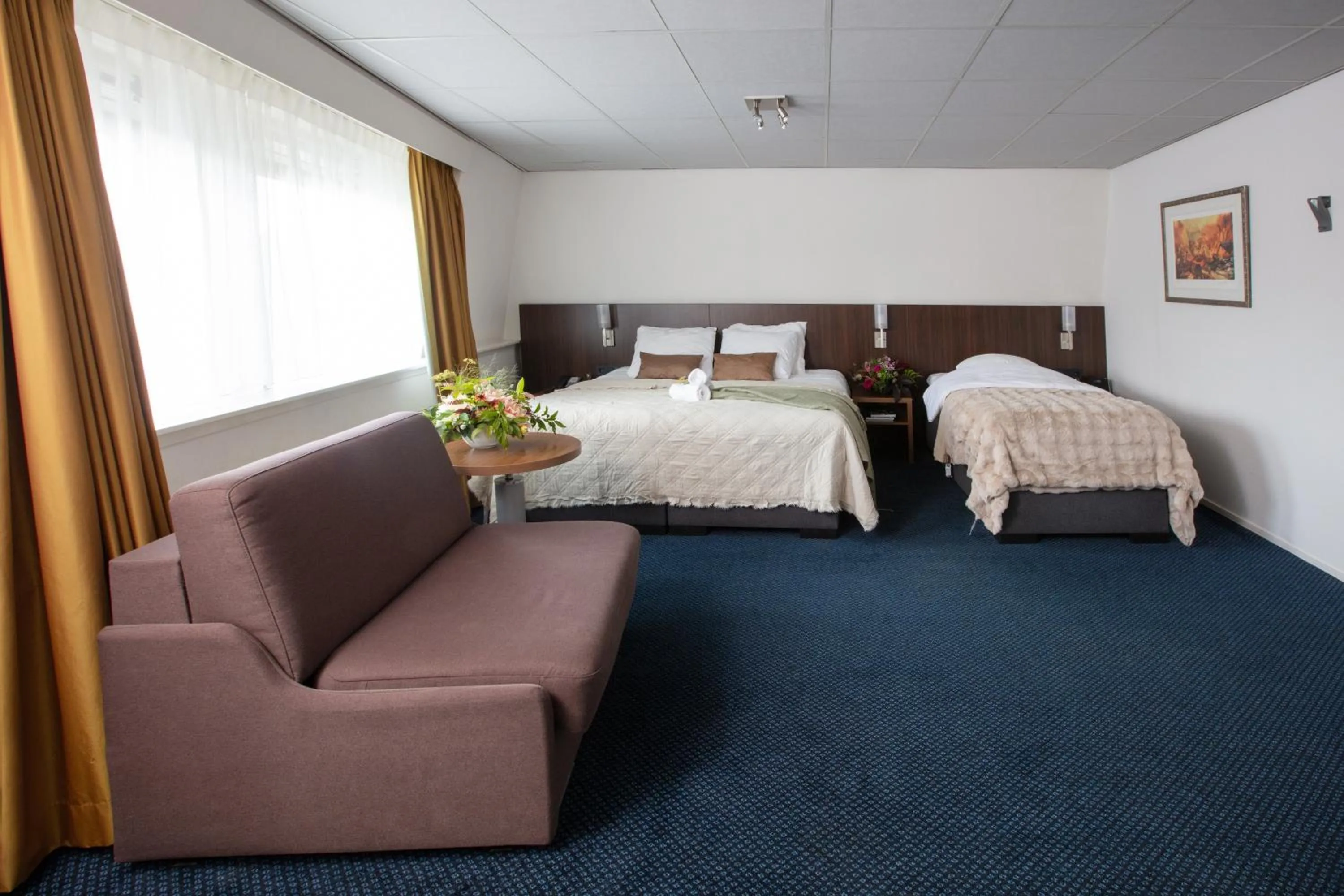 Photo of the whole room, Bed in Hampshire Hotel Petit Nord