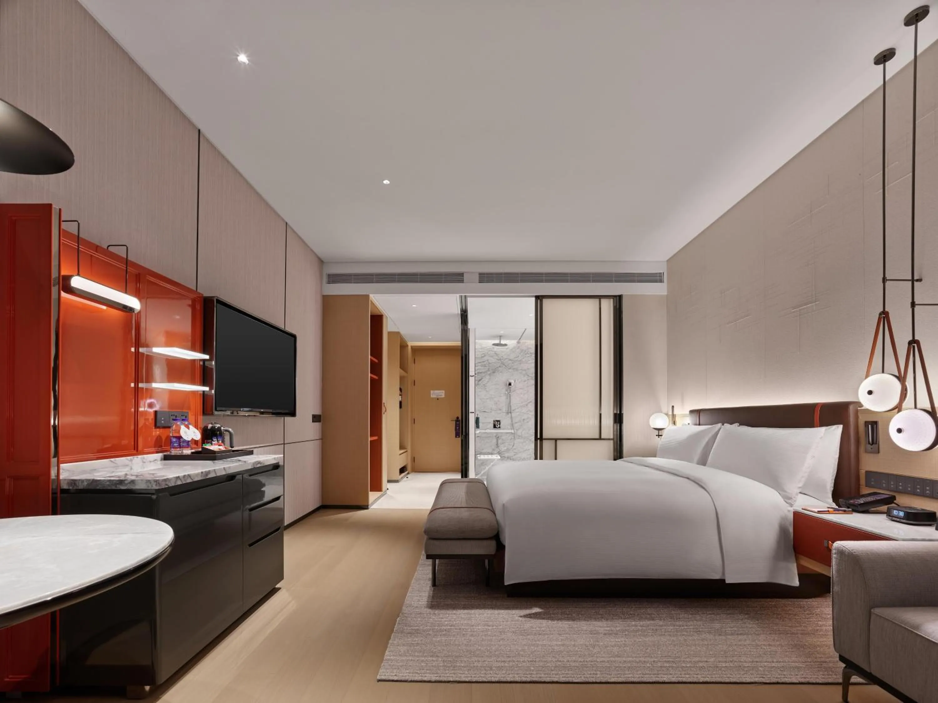 Bed in DoubleTree By Hilton Cangnan
