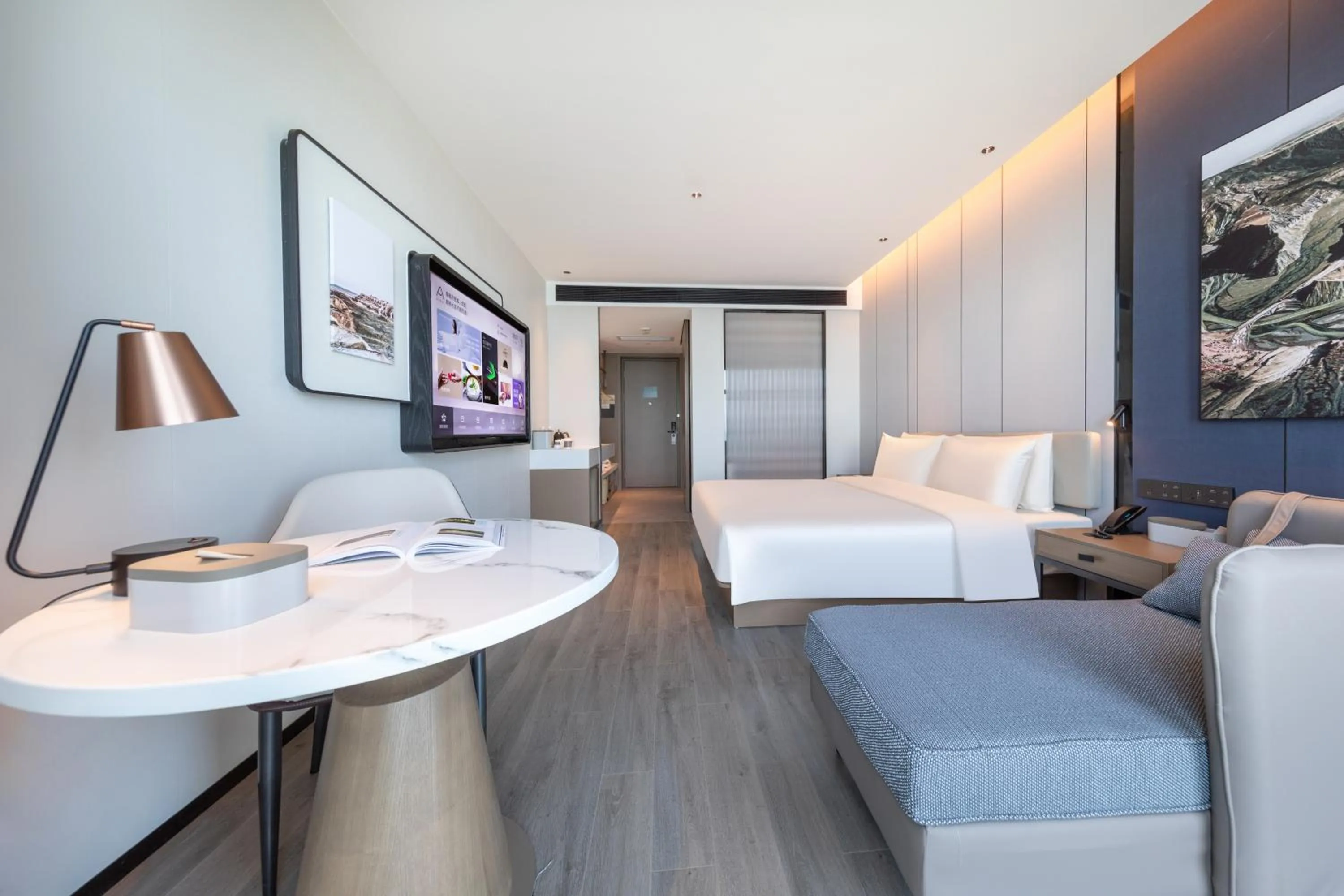 Atour Hotel Haikou Binhai Avenue Xixiu Beach