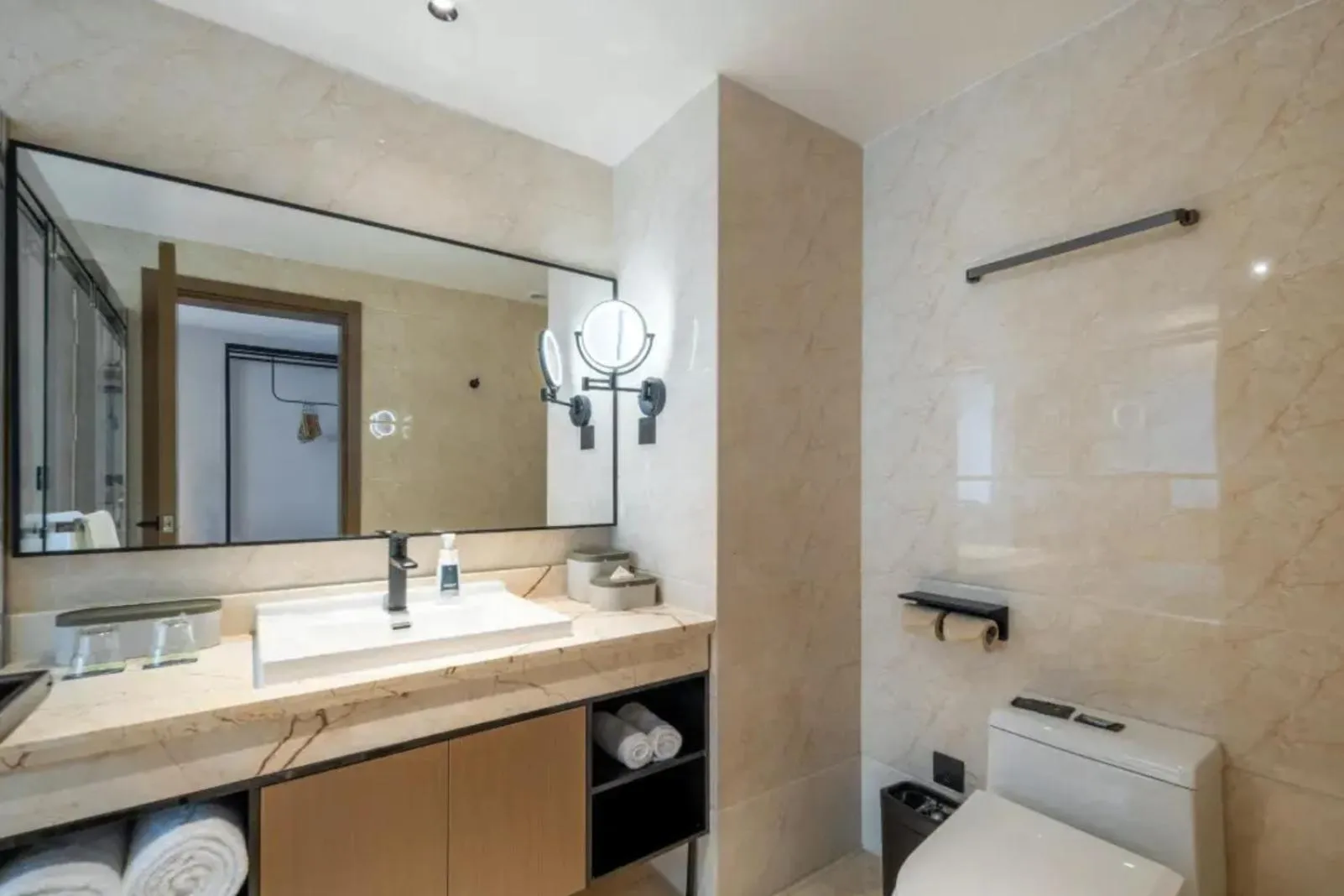 Toilet in Atour X Hotel Hangzhou Wenyi Road