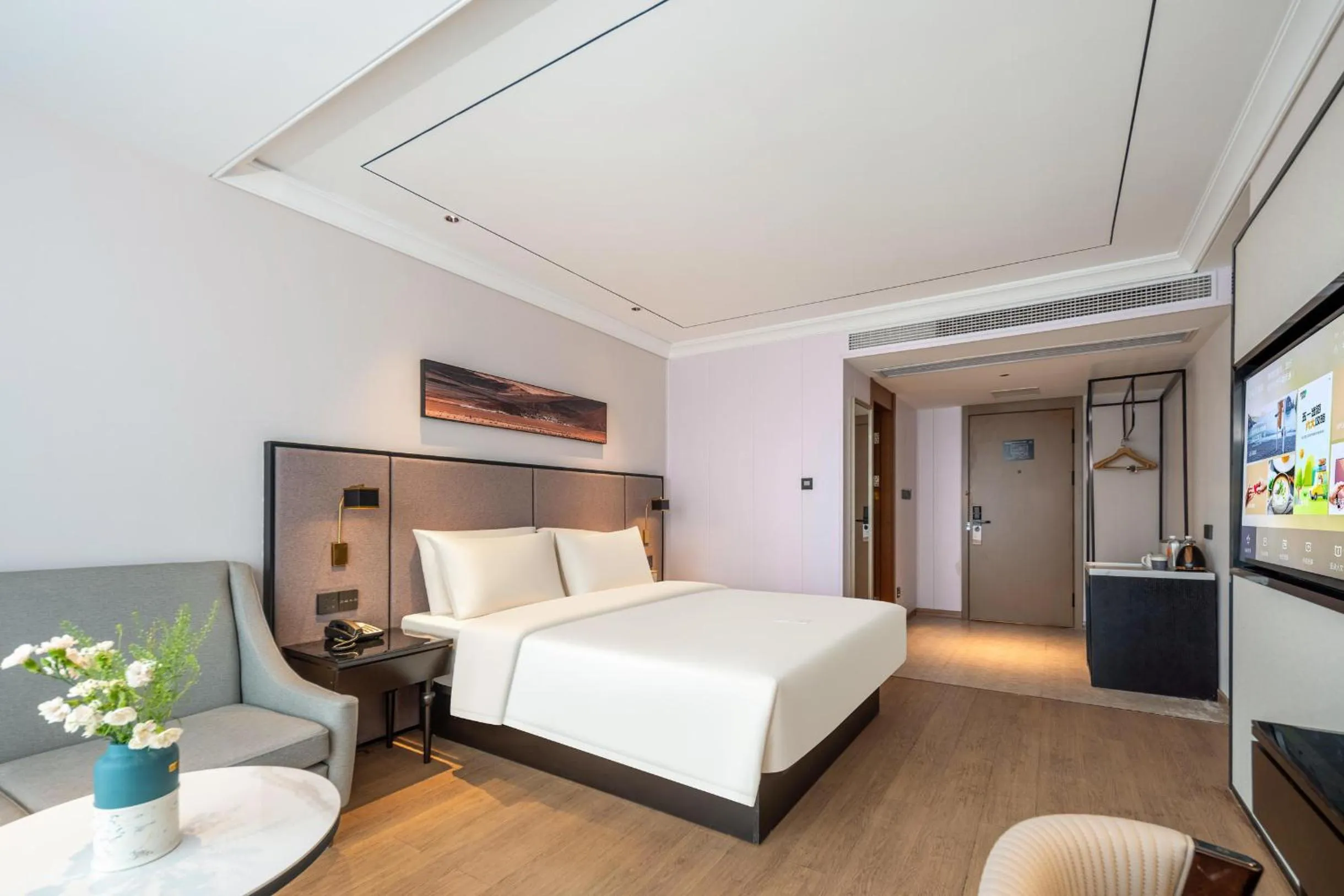 Bed in Atour X Hotel Hangzhou Wenyi Road