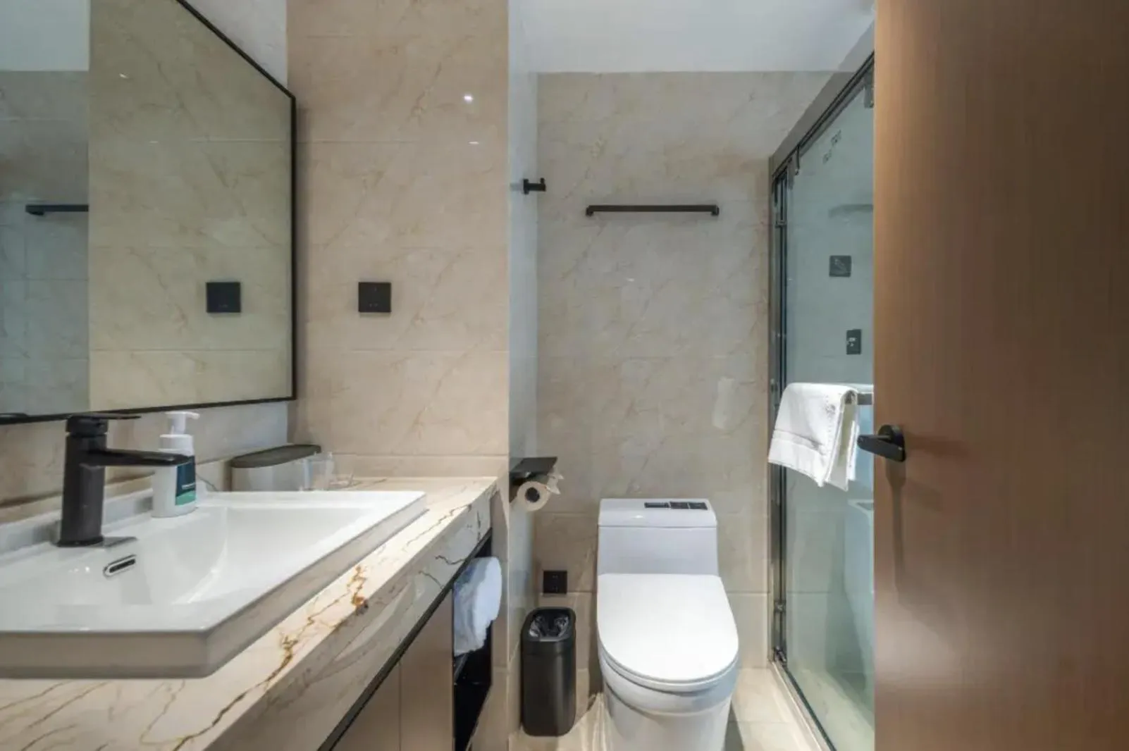 Shower in Atour X Hotel Hangzhou Wenyi Road