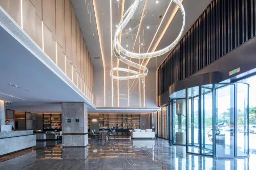 Atour Hotel Shanwei High-Speed Railway Station Binhai Park