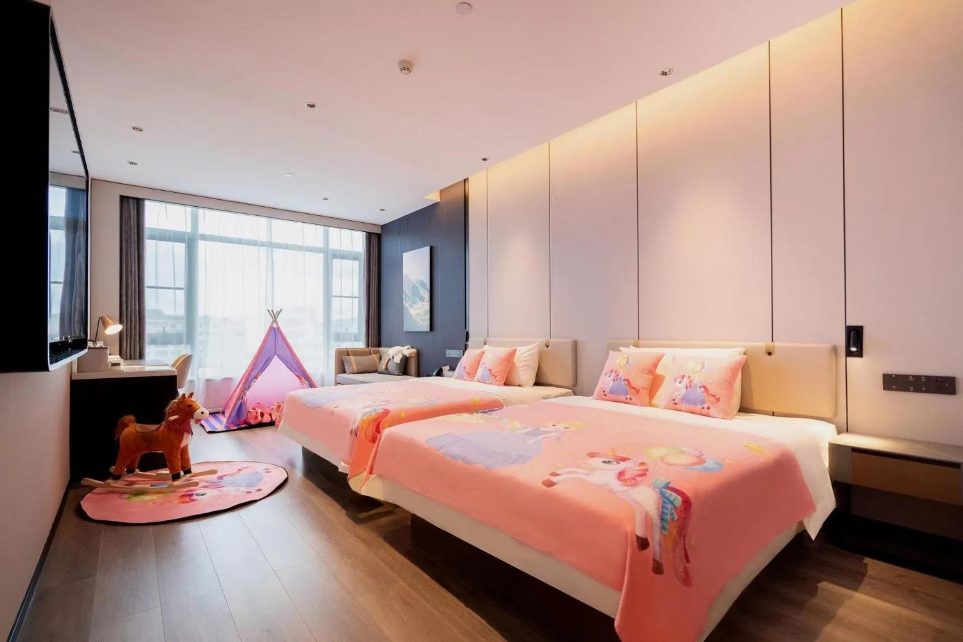 Bed in Atour Hotel Shanwei High-Speed Railway Station Binhai Park